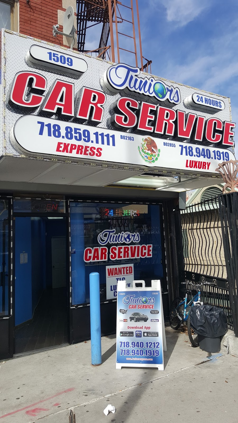 Photo of Juniors Express & Luxury Car Service in Kings County City, New York, United States - 1 Picture of Point of interest, Establishment