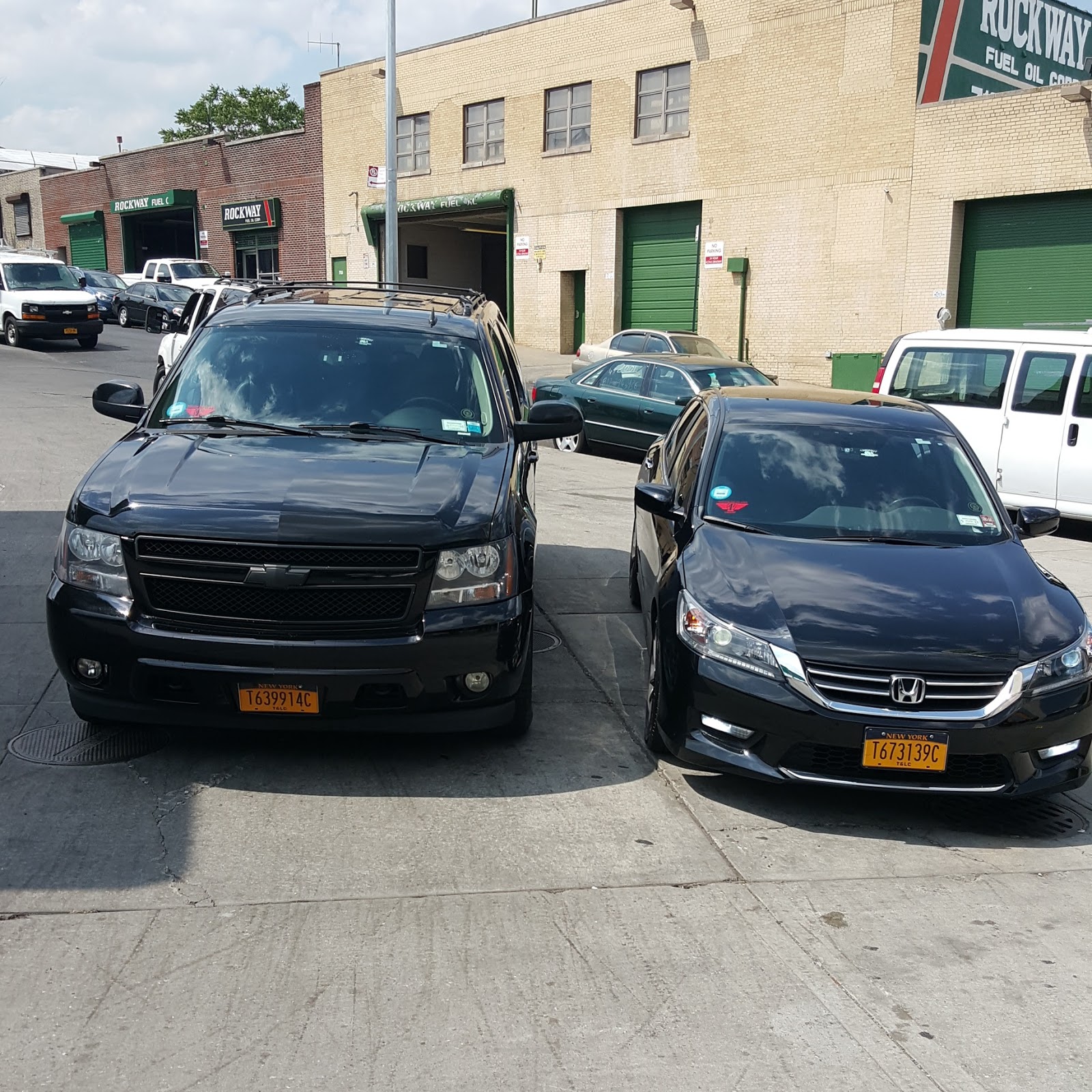 Photo of Premium Bronx in Bronx City, New York, United States - 1 Picture of Point of interest, Establishment, Car rental, Taxi stand