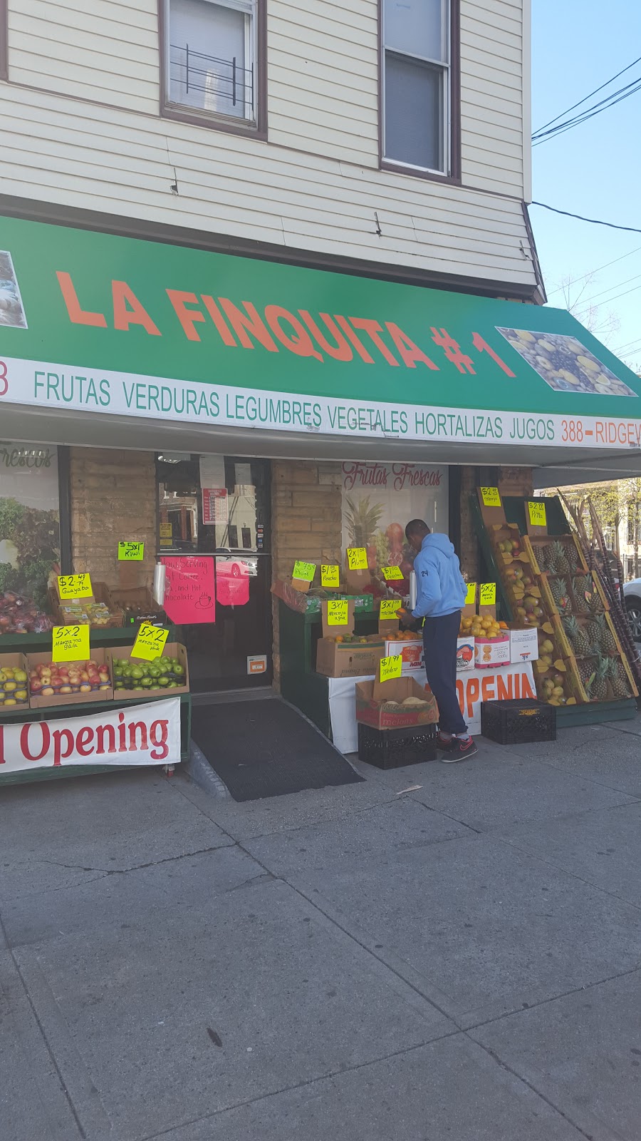 Photo of La Finquita #1: Fruits & Vegetables in Kings County City, New York, United States - 3 Picture of Food, Point of interest, Establishment, Store, Grocery or supermarket
