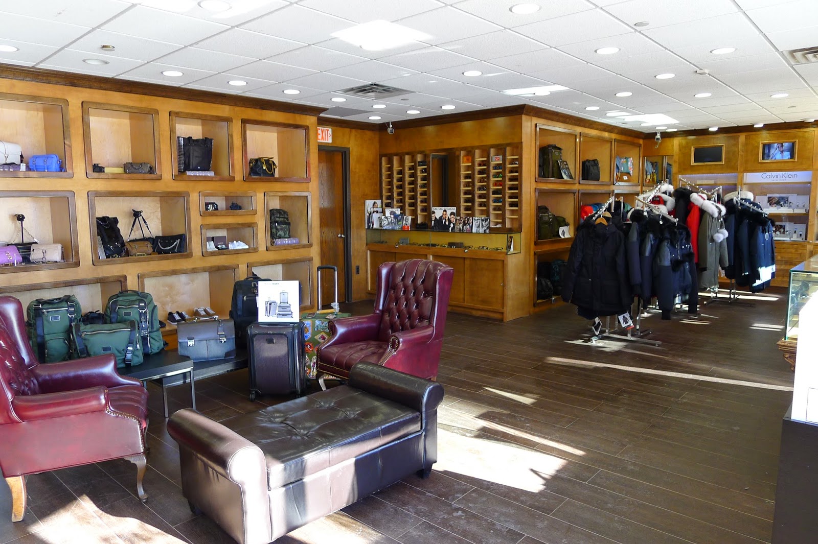 Photo of LUXE Boutique in Rochelle Park City, New Jersey, United States - 2 Picture of Point of interest, Establishment, Store, Clothing store, Shoe store