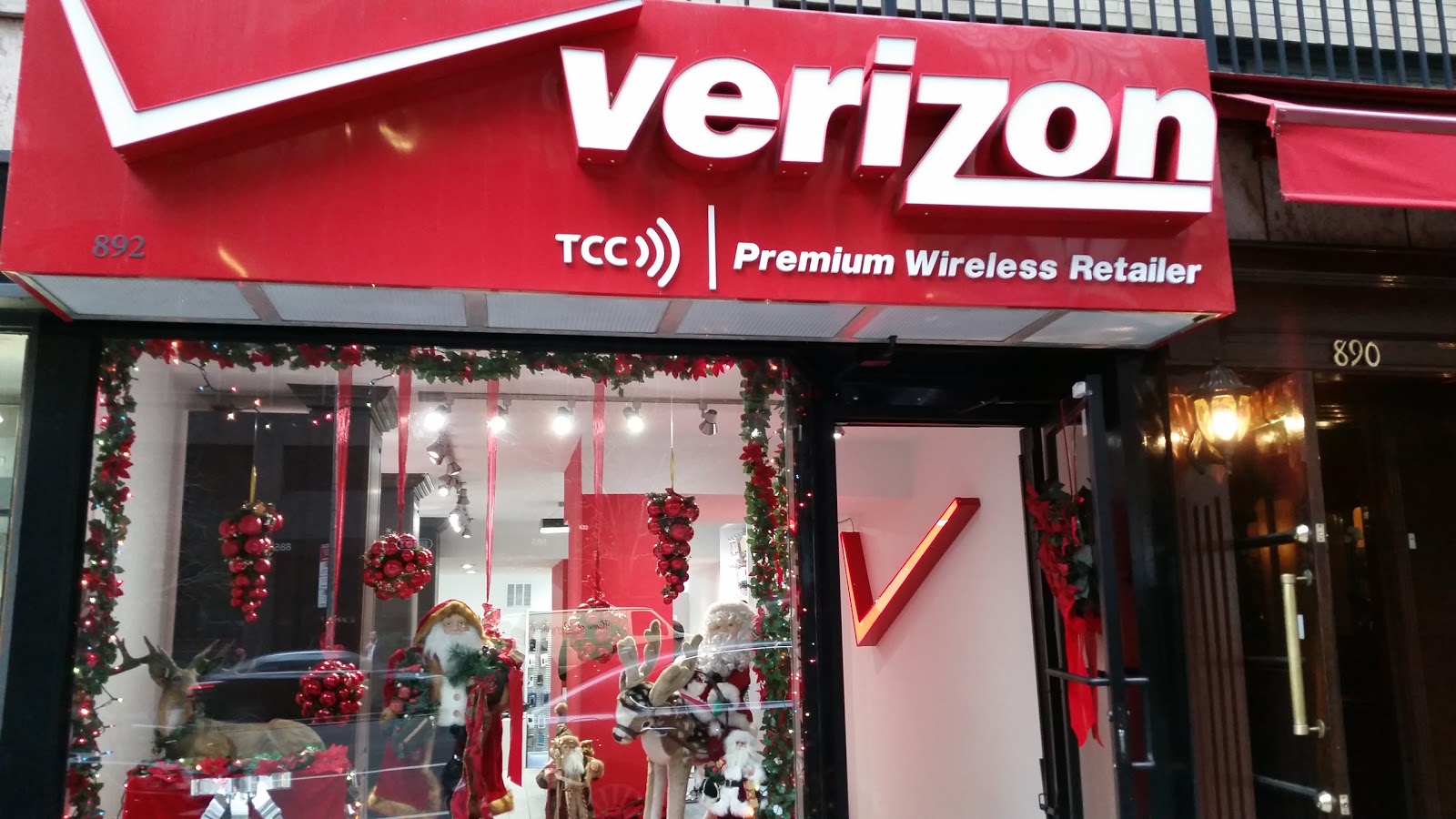 Photo of Verizon Wireless in New York City, New York, United States - 5 Picture of Point of interest, Establishment, Store