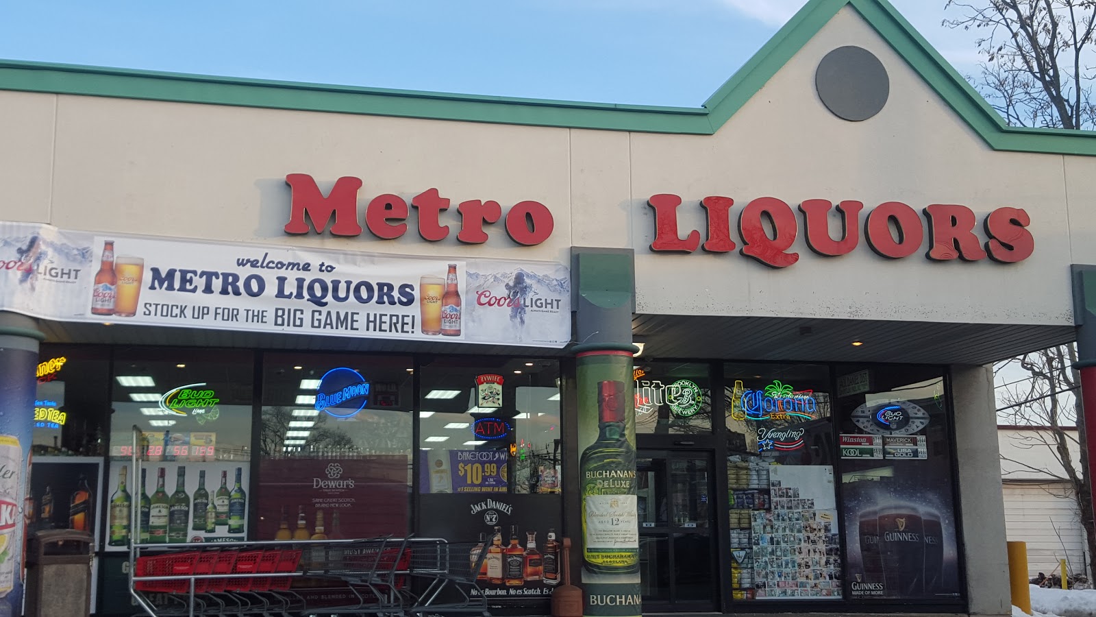 Photo of Metro Liquors in Linden City, New Jersey, United States - 6 Picture of Point of interest, Establishment, Store, Liquor store