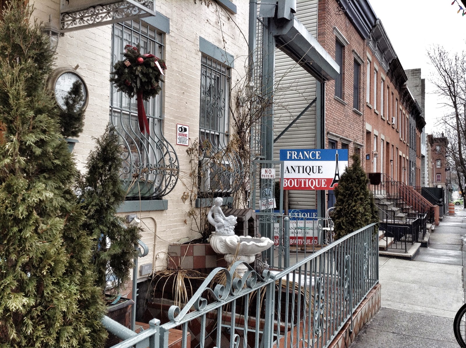 Photo of The Tiny French Flea in Brooklyn City, New York, United States - 2 Picture of Point of interest, Establishment, Store, Home goods store, Furniture store