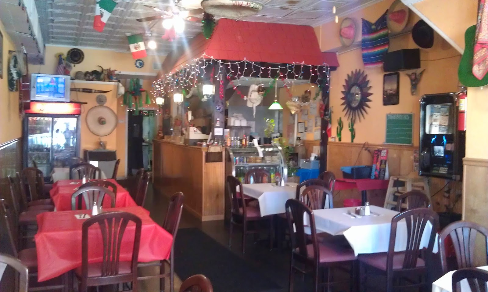 Photo of La Malinche Mexican Restaurant in Rahway City, New Jersey, United States - 1 Picture of Restaurant, Food, Point of interest, Establishment