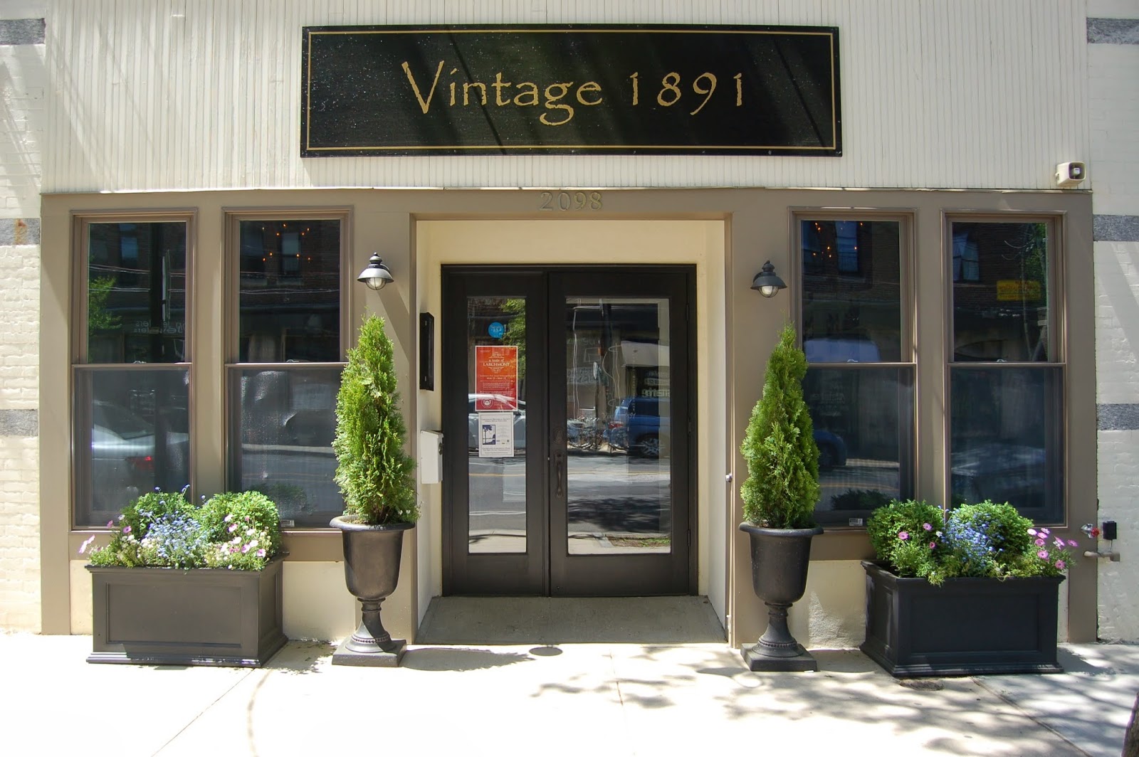 Photo of Vintage 1891 Kitchen in Larchmont City, New York, United States - 1 Picture of Restaurant, Food, Point of interest, Establishment, Bar, Night club