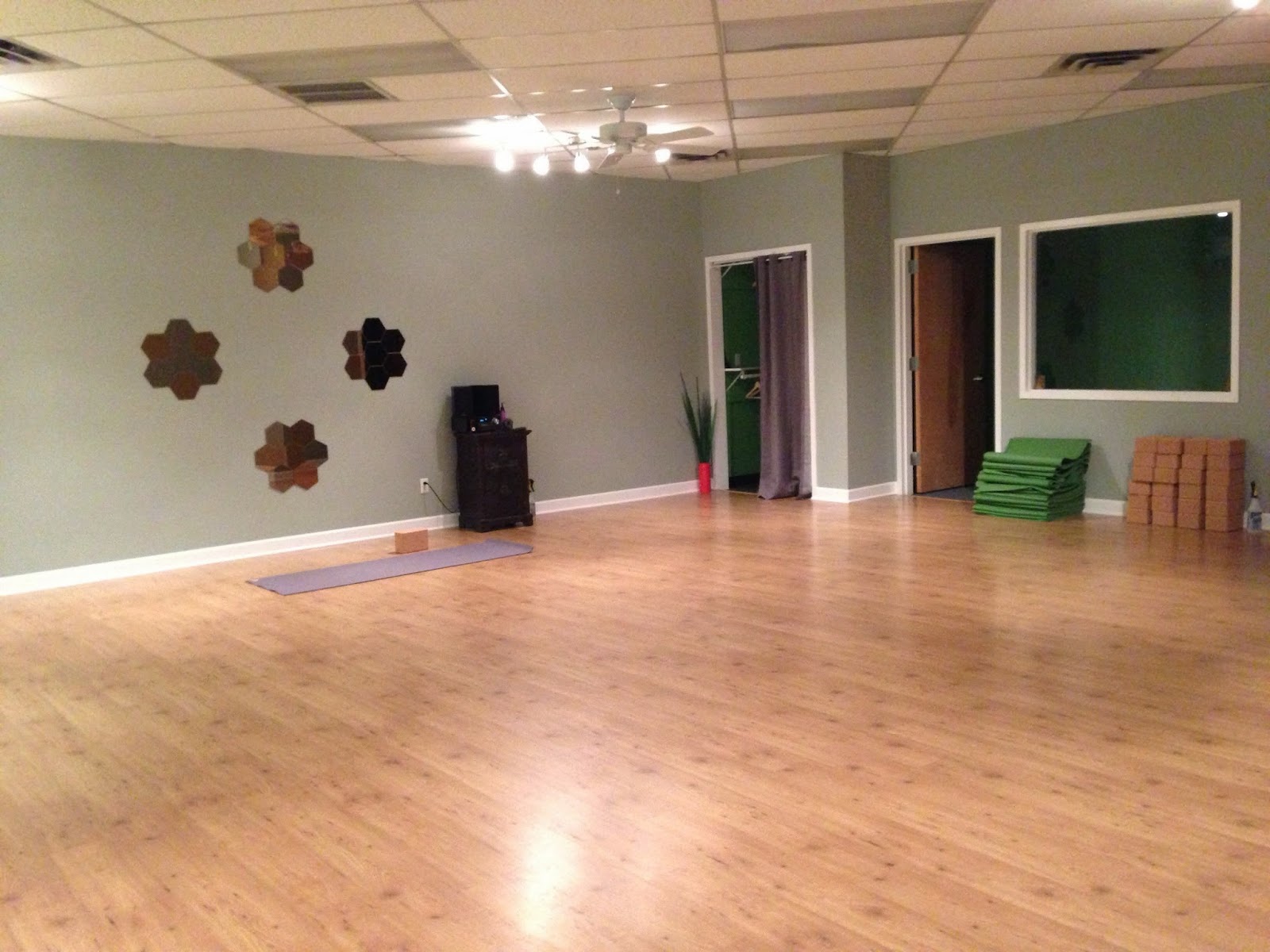 Photo of Heads & Tails Yoga in Clark City, New Jersey, United States - 2 Picture of Point of interest, Establishment, Health, Gym