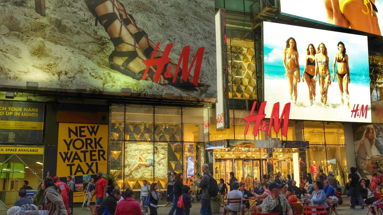 Photo of H&M in New York City, New York, United States - 1 Picture of Point of interest, Establishment, Store, Clothing store