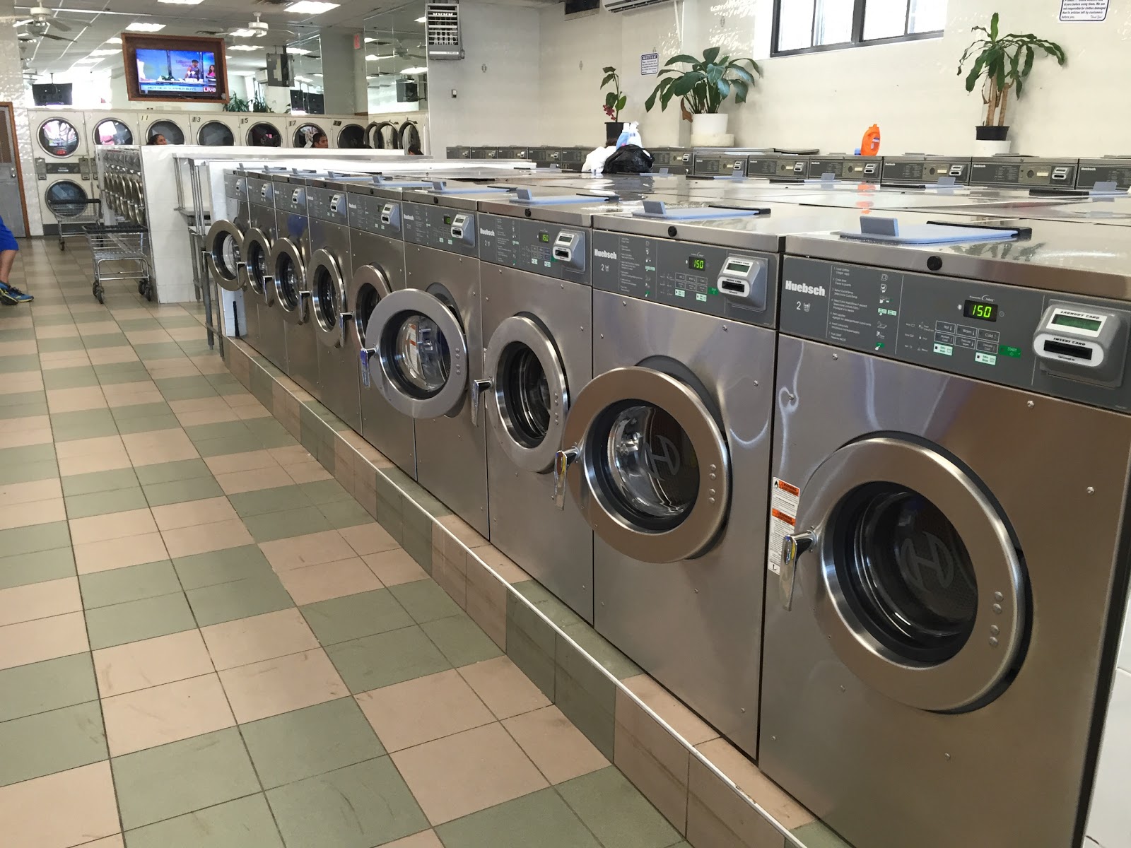 Photo of Bubbles & Suds Laundromat in Kings County City, New York, United States - 4 Picture of Point of interest, Establishment, Laundry