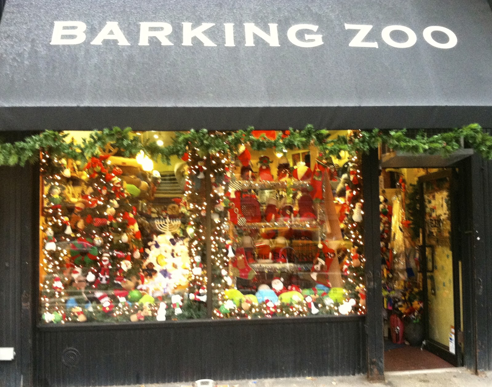 Photo of The Barking Zoo in New York City, New York, United States - 1 Picture of Point of interest, Establishment, Store, Pet store