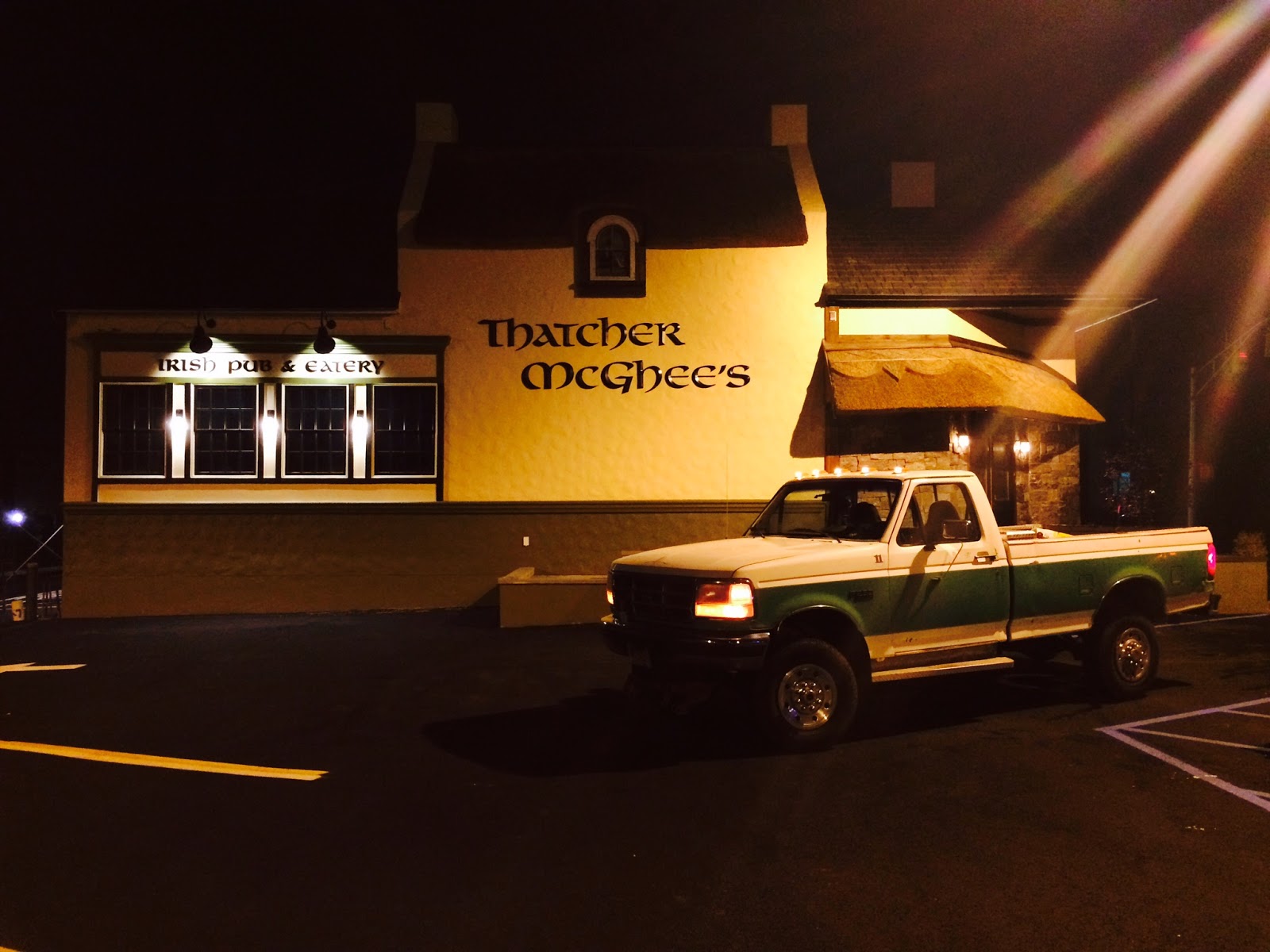 Photo of Thatcher McGhee's in Fairfield City, New Jersey, United States - 3 Picture of Restaurant, Food, Point of interest, Establishment, Bar