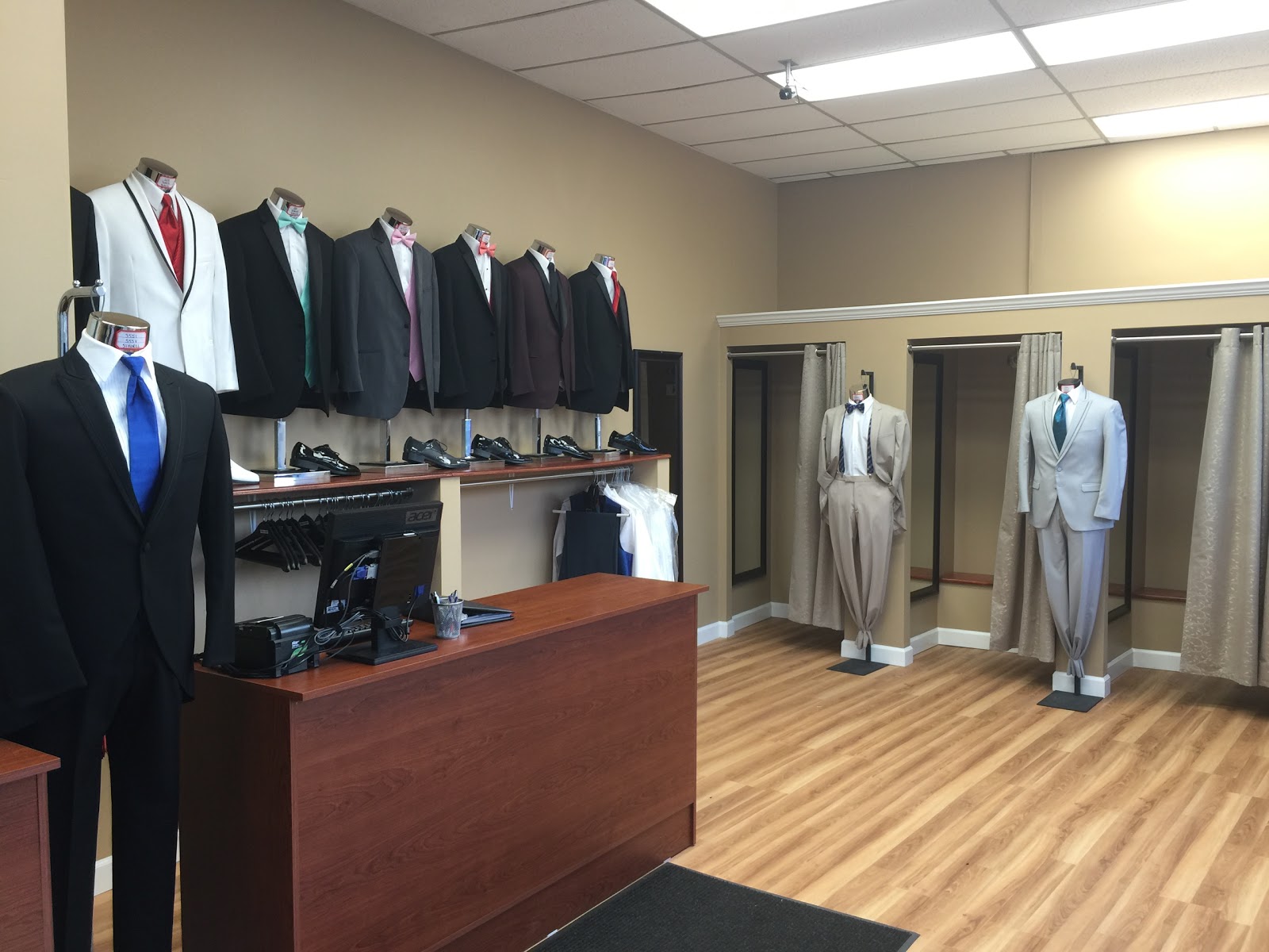 Photo of Dante Zeller Tuxedo By Sarno in Richmond City, New York, United States - 2 Picture of Point of interest, Establishment, Store, Clothing store