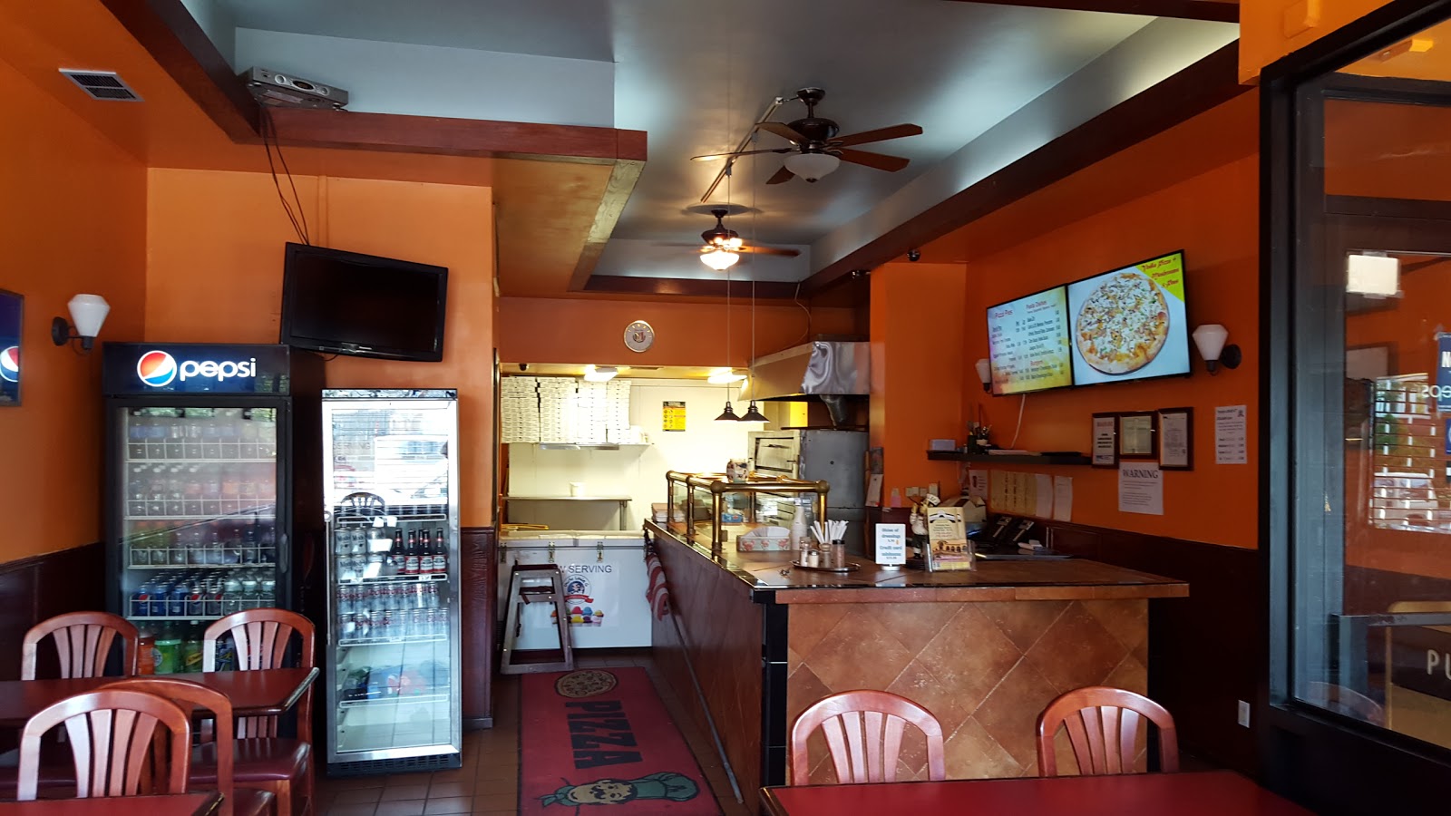 Photo of Via Ponte Pizzeria in Staten Island City, New York, United States - 2 Picture of Restaurant, Food, Point of interest, Establishment