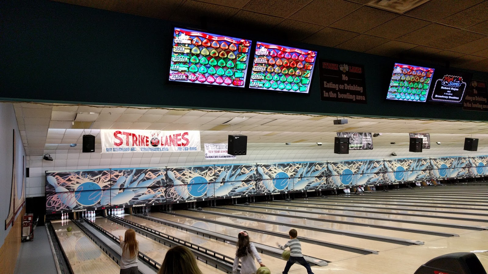 Photo of Strike 10 Lanes in Brooklyn City, New York, United States - 10 Picture of Point of interest, Establishment, Store, Bar, Bowling alley