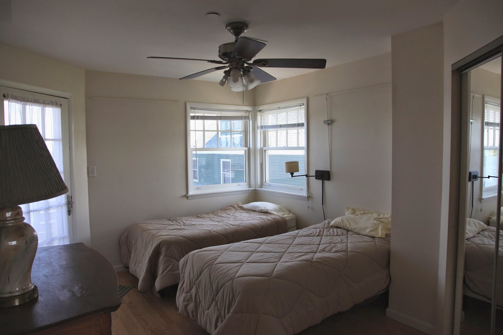 Photo of New York City Vacation Rental in Broad Channel City, New York, United States - 6 Picture of Point of interest, Establishment, Real estate agency, Travel agency