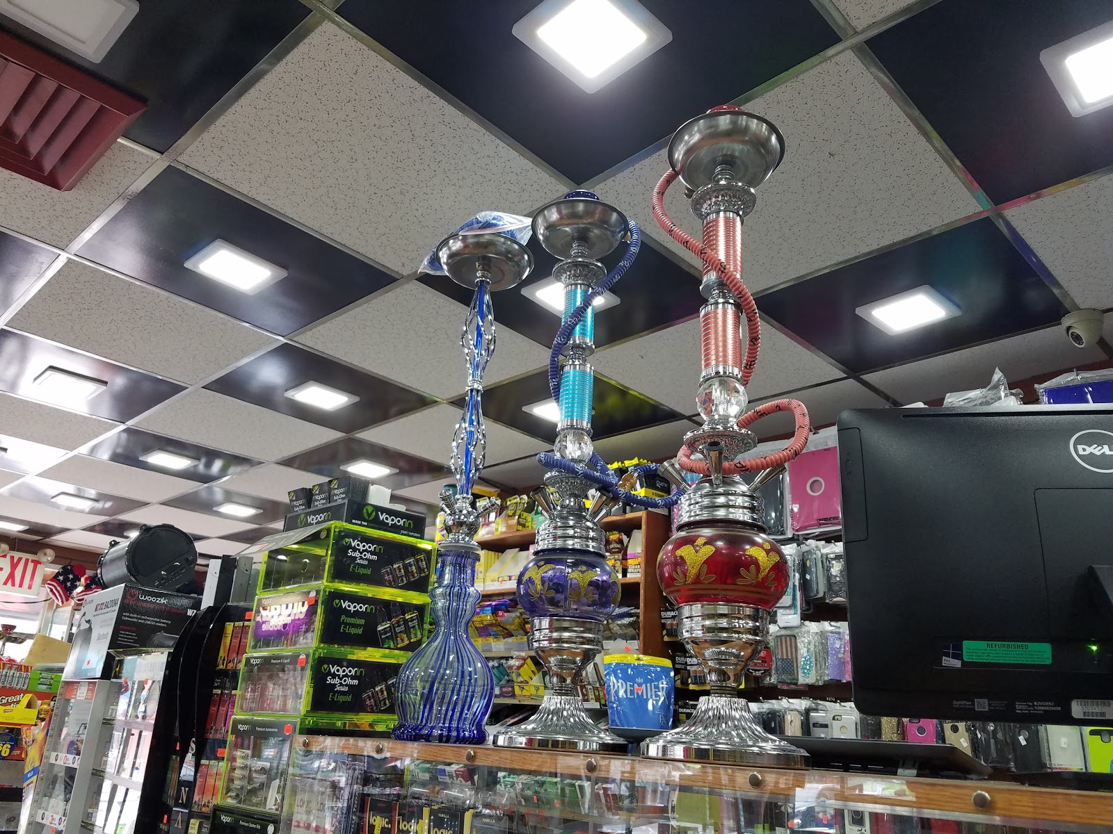 Photo of smoke shop bainbridge mart corp in Bronx City, New York, United States - 2 Picture of Point of interest, Establishment, Store, Electronics store