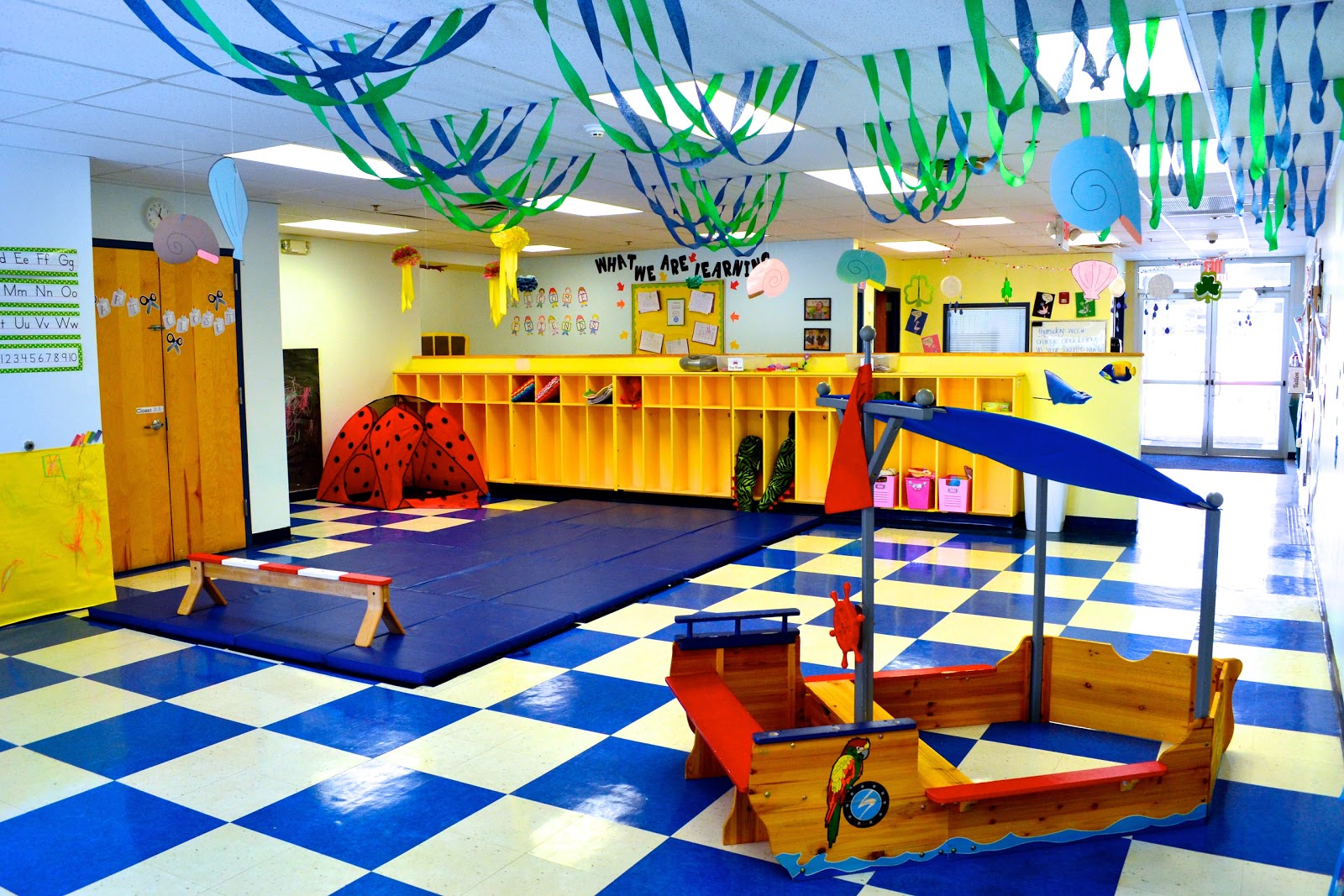 Photo of Cresthill Academy Child Day Care And Preschool Hoboken on Grand & 1st in Hoboken City, New Jersey, United States - 3 Picture of Point of interest, Establishment, School