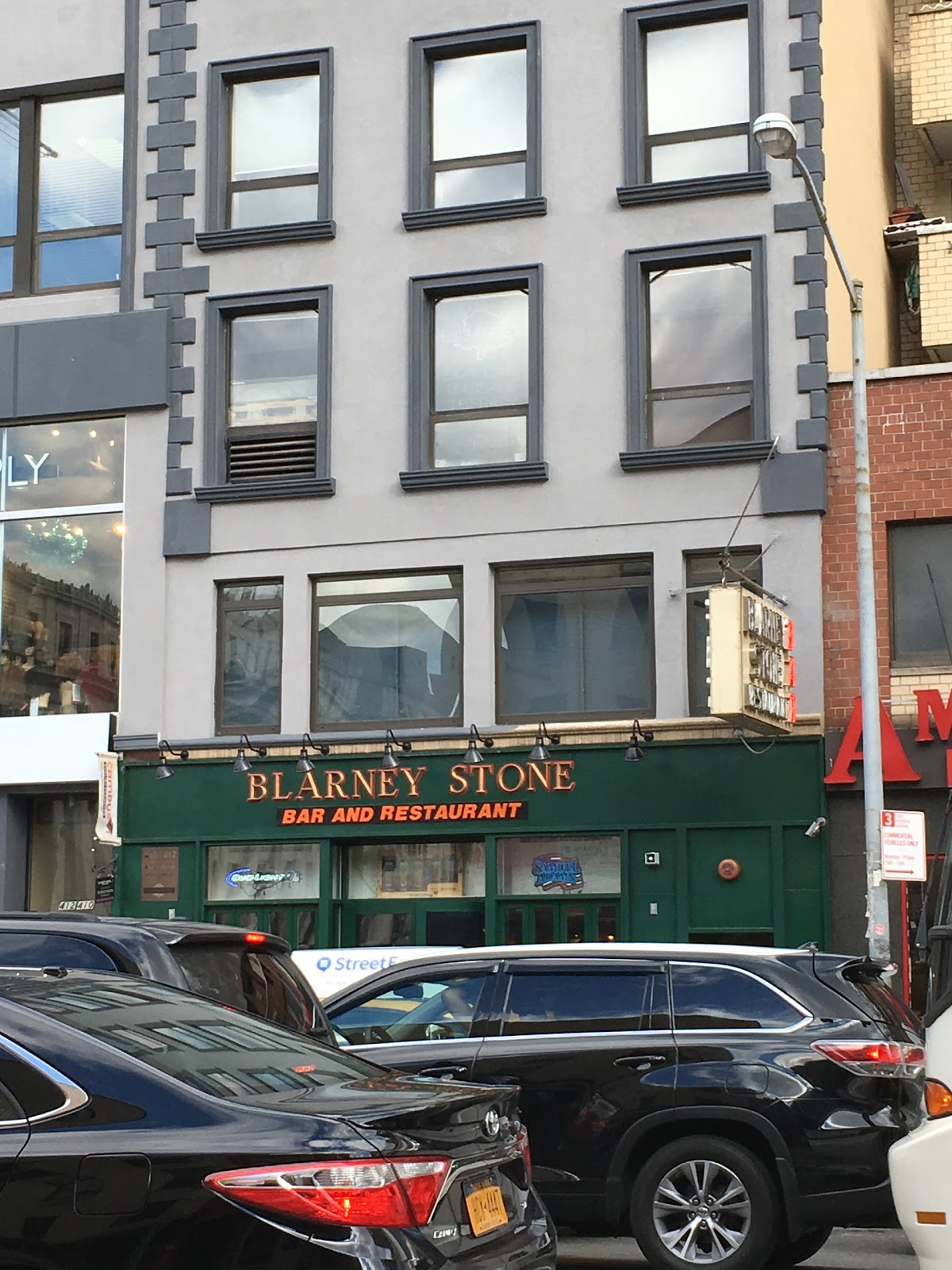 Photo of Blarney Stone in New York City, New York, United States - 1 Picture of Restaurant, Food, Point of interest, Establishment, Bar