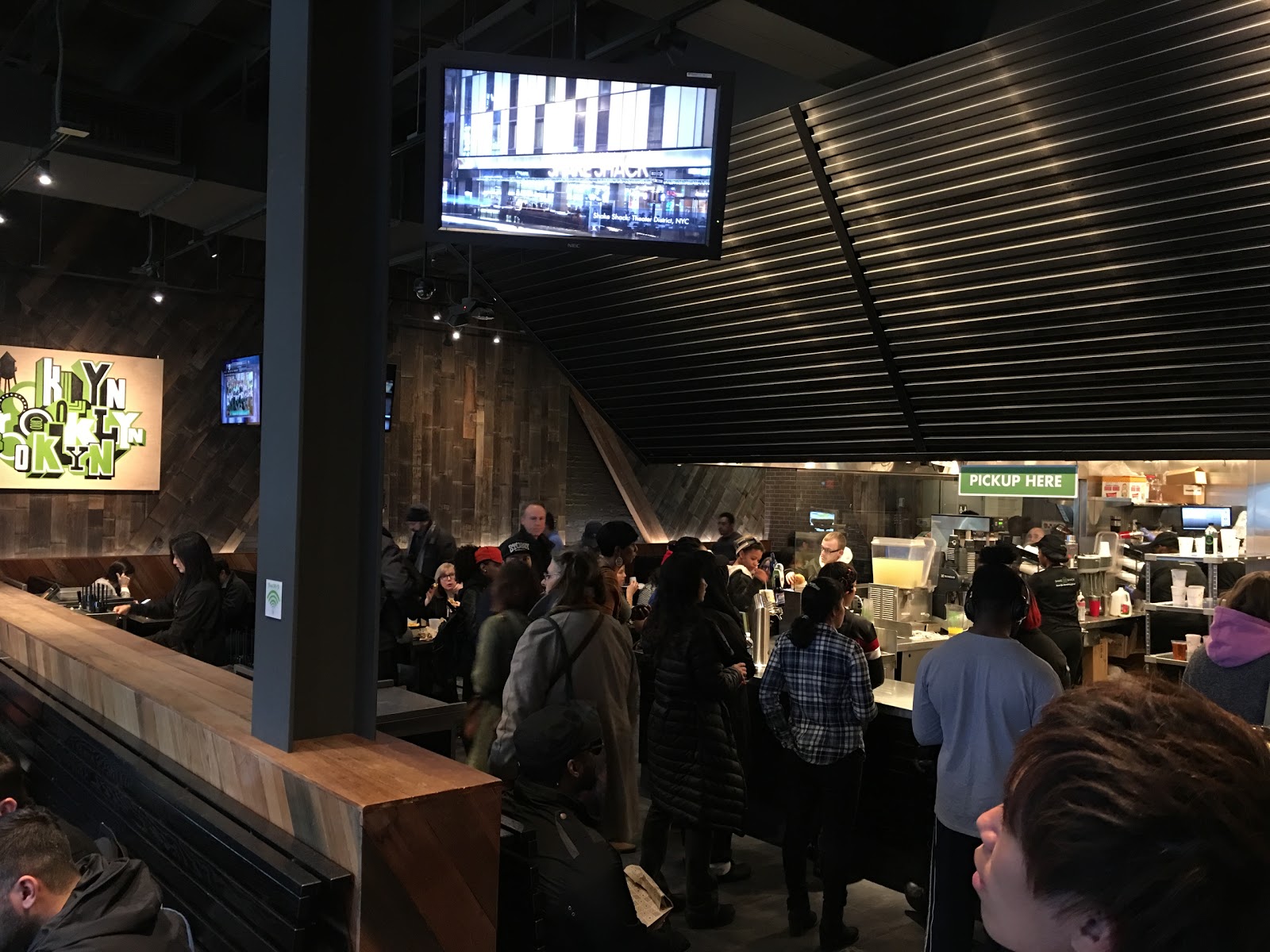 Photo of Shake Shack in Kings County City, New York, United States - 3 Picture of Restaurant, Food, Point of interest, Establishment, Store