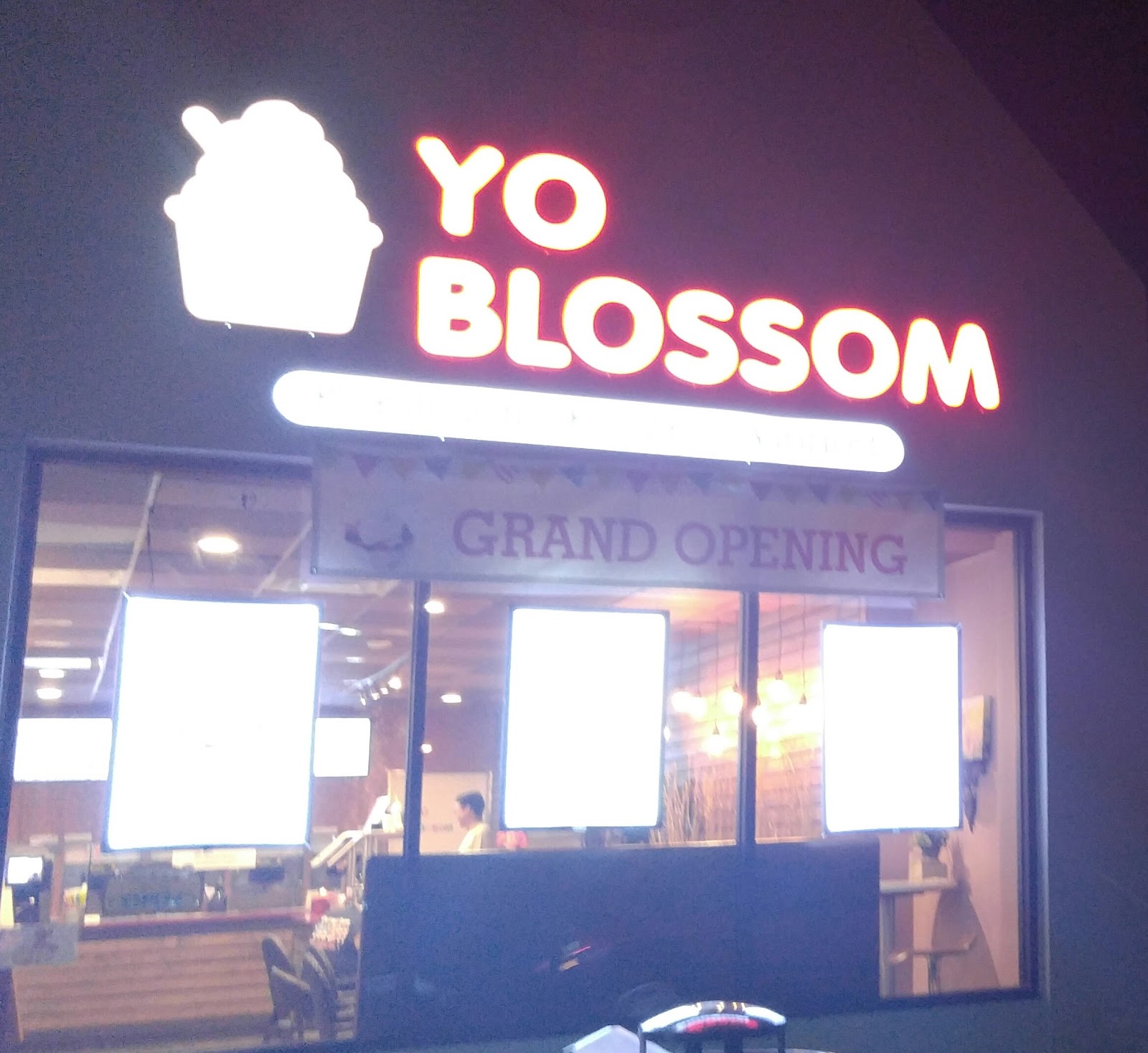 Photo of Yo blossom in Glen Cove City, New York, United States - 6 Picture of Food, Point of interest, Establishment, Store