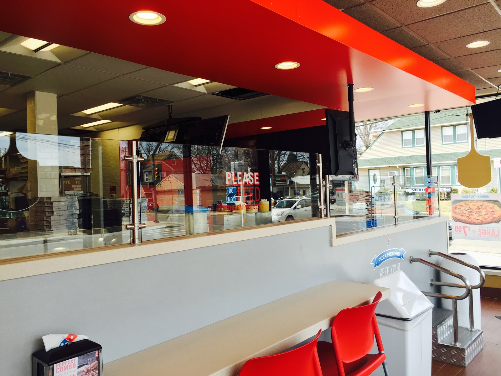Photo of Domino's Pizza in West Hempstead City, New York, United States - 1 Picture of Restaurant, Food, Point of interest, Establishment, Meal takeaway, Meal delivery