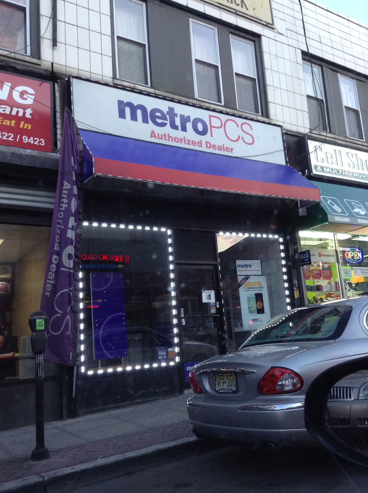Photo of MetroPCS Authorized Dealer in Union City, New Jersey, United States - 1 Picture of Point of interest, Establishment, Store