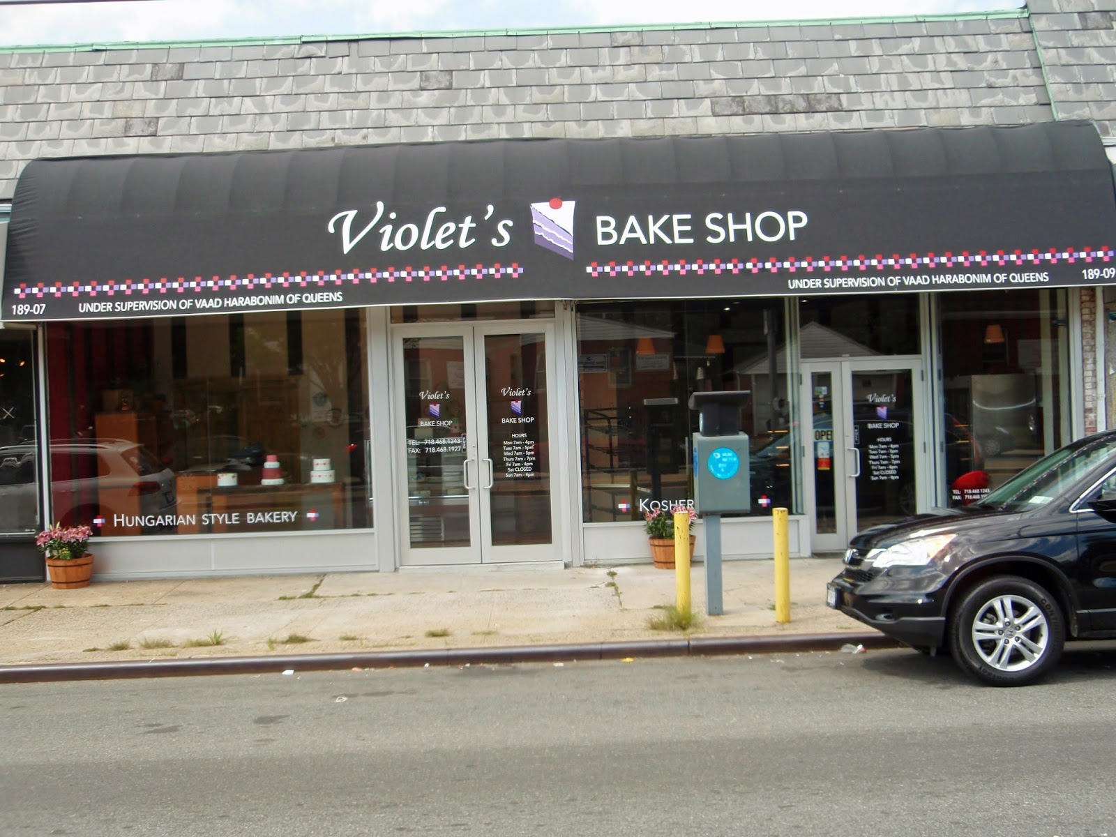 Photo of Violet's Bake Shop in Fresh Meadows City, New York, United States - 1 Picture of Restaurant, Food, Point of interest, Establishment, Store, Bakery