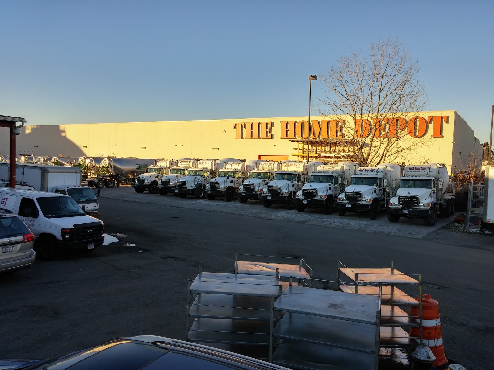 Photo of The Home Depot in Flushing City, New York, United States - 2 Picture of Point of interest, Establishment, Store, Home goods store, Furniture store, Hardware store