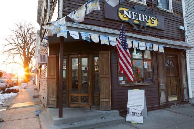 Photo of Neir's Tavern in Woodhaven City, New York, United States - 7 Picture of Restaurant, Food, Point of interest, Establishment, Bar