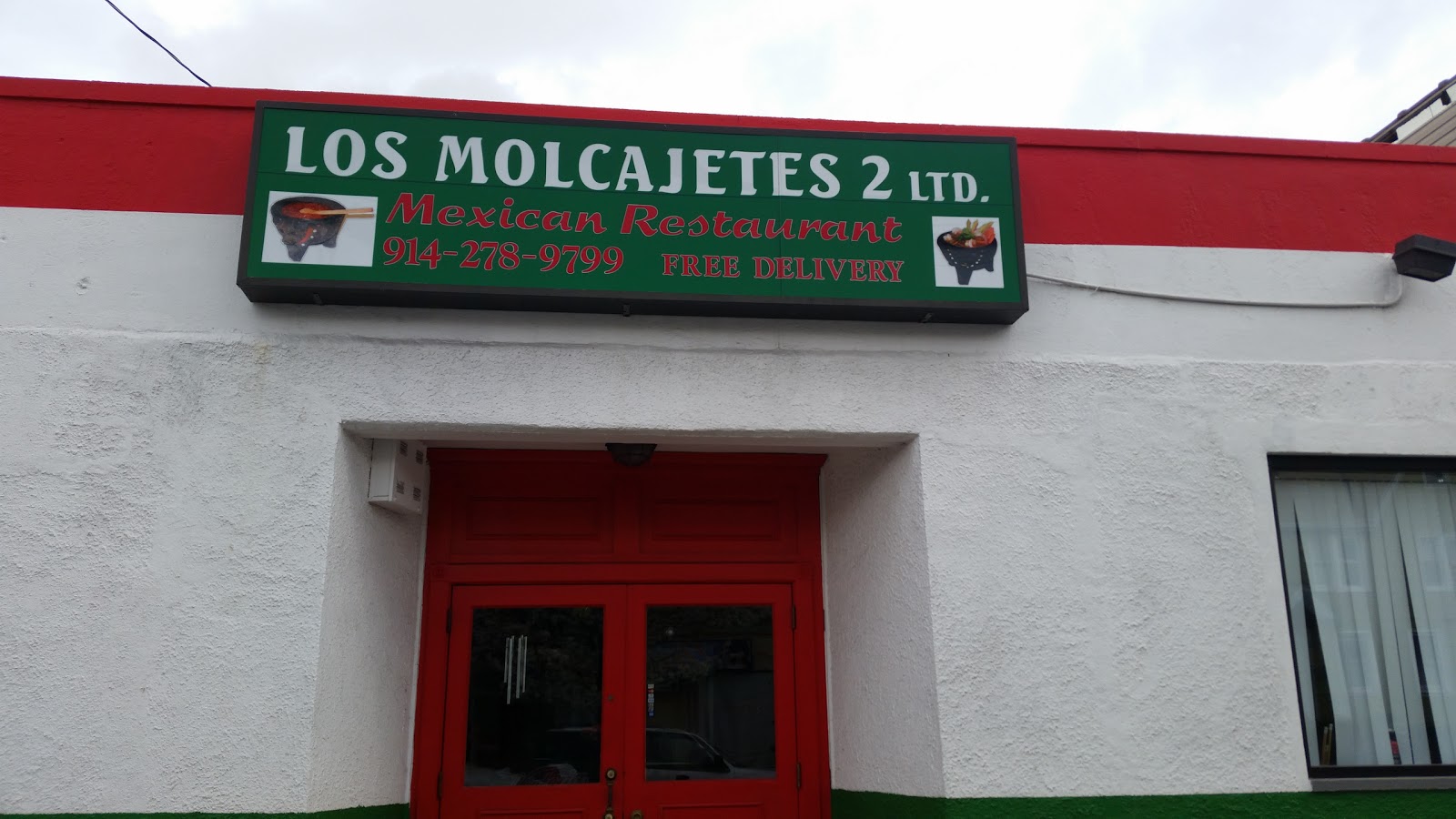 Photo of Los Molcajetes in New Rochelle City, New York, United States - 2 Picture of Restaurant, Food, Point of interest, Establishment
