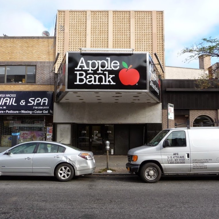 Photo of Apple Bank in Kings County City, New York, United States - 1 Picture of Point of interest, Establishment, Finance, Bank