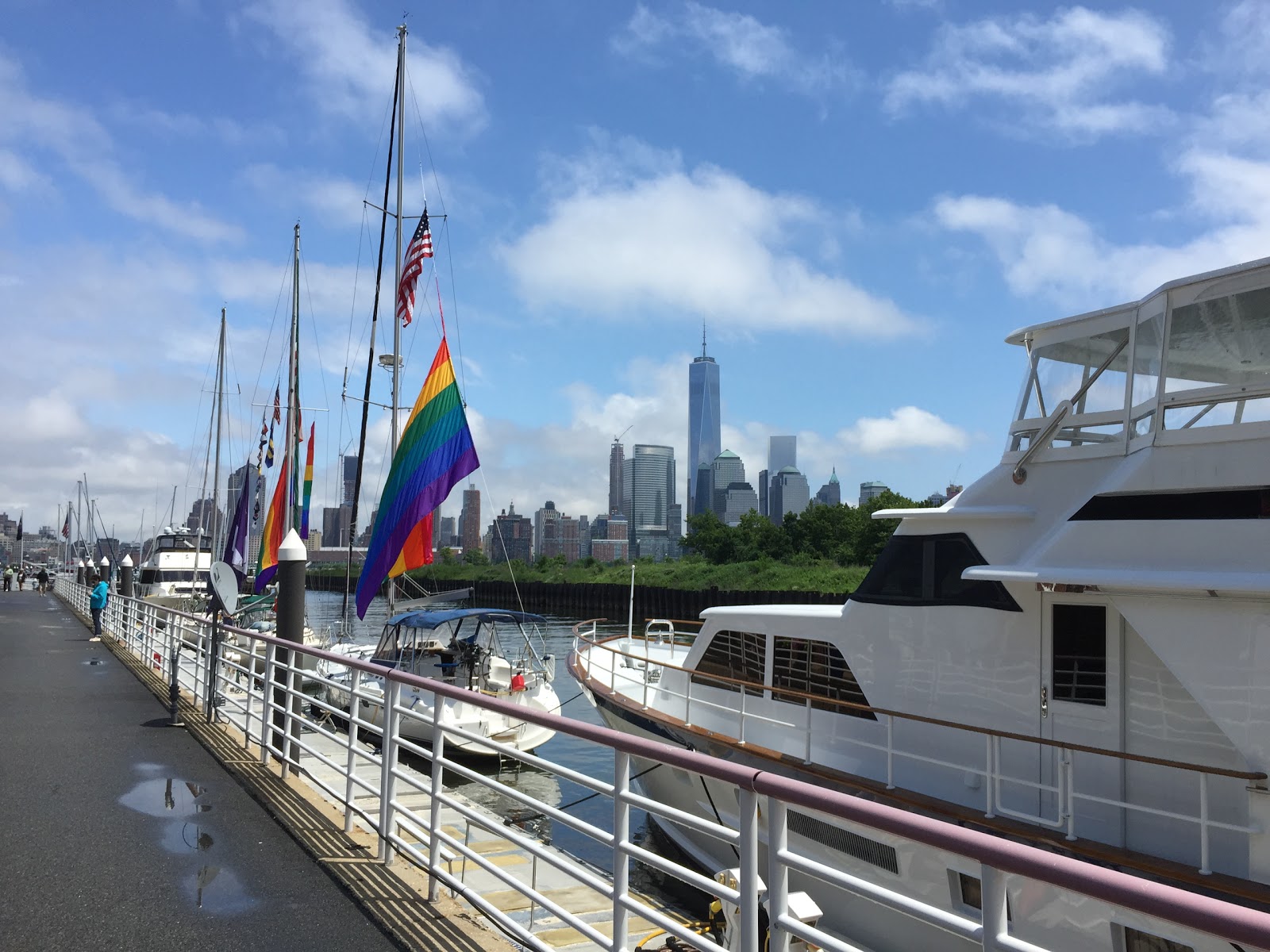 Photo of Newport Yacht Club & Marina in Jersey City, New Jersey, United States - 1 Picture of Point of interest, Establishment