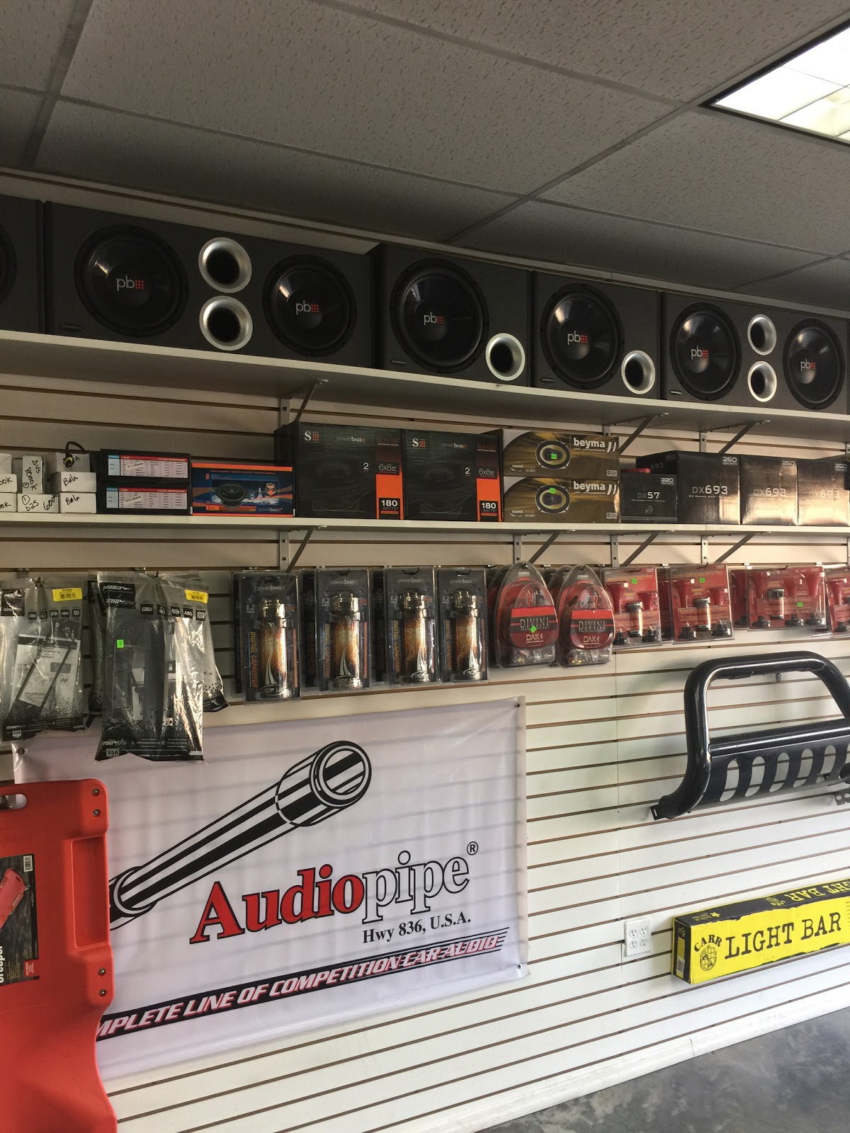 Photo of high speed plus auto sound in Bronx City, New York, United States - 6 Picture of Point of interest, Establishment, Store, Car repair, Electronics store