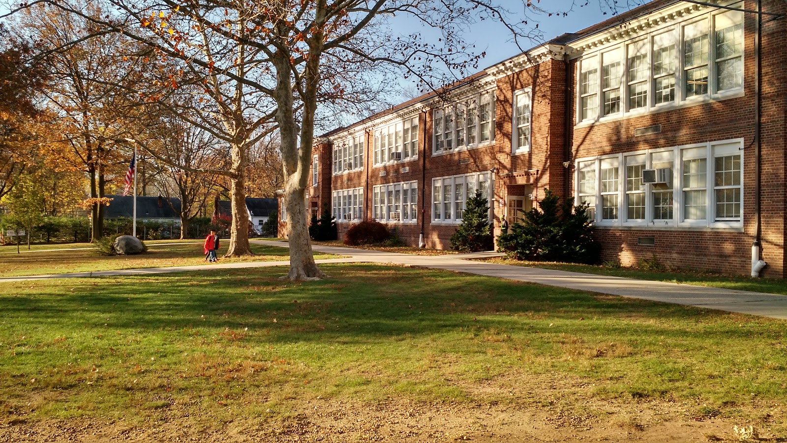 Photo of Madison Elementary School in Rahway City, New Jersey, United States - 2 Picture of Point of interest, Establishment, School