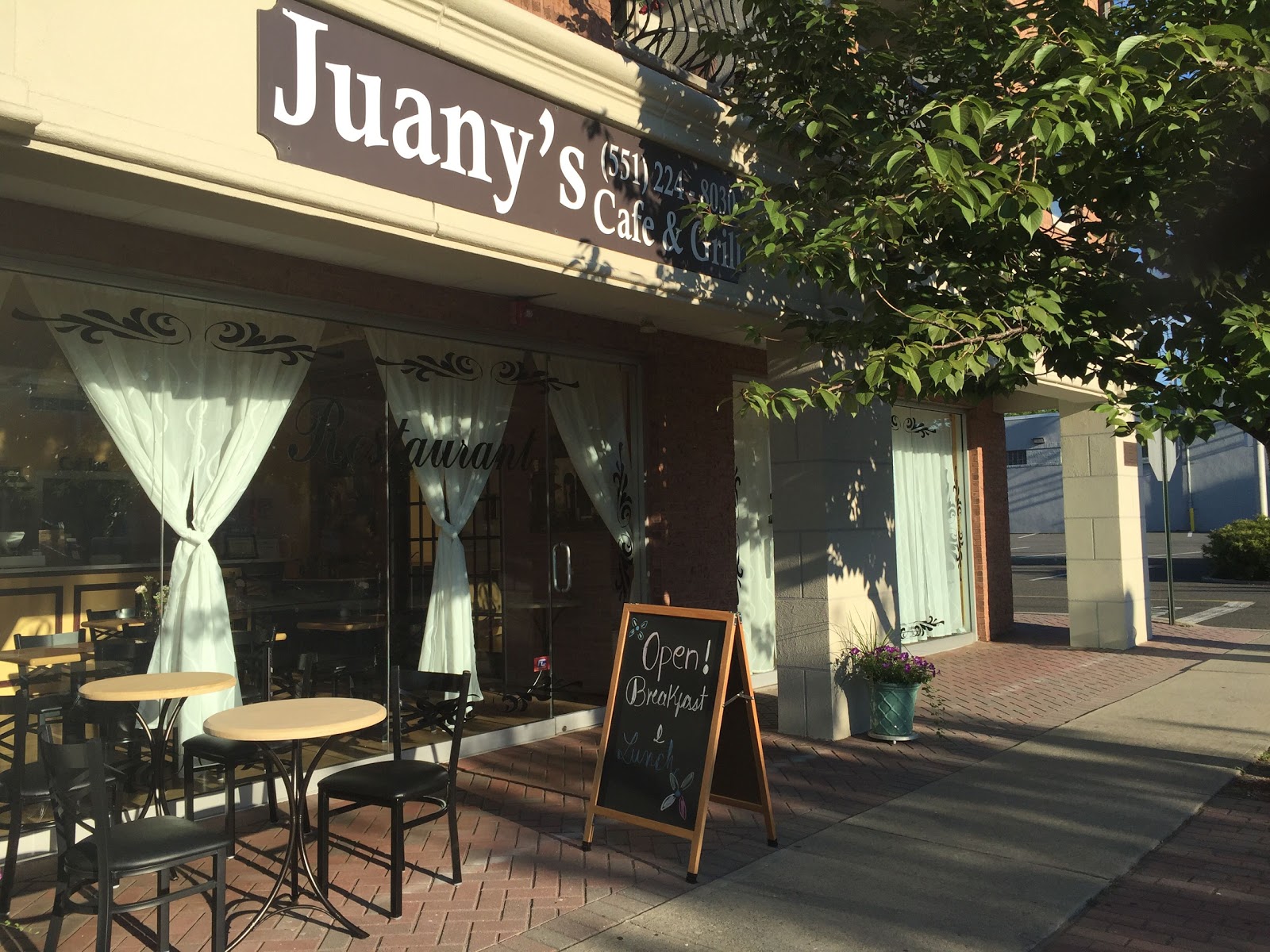 Photo of Juanys cafe in Fair Lawn City, New Jersey, United States - 2 Picture of Restaurant, Food, Point of interest, Establishment
