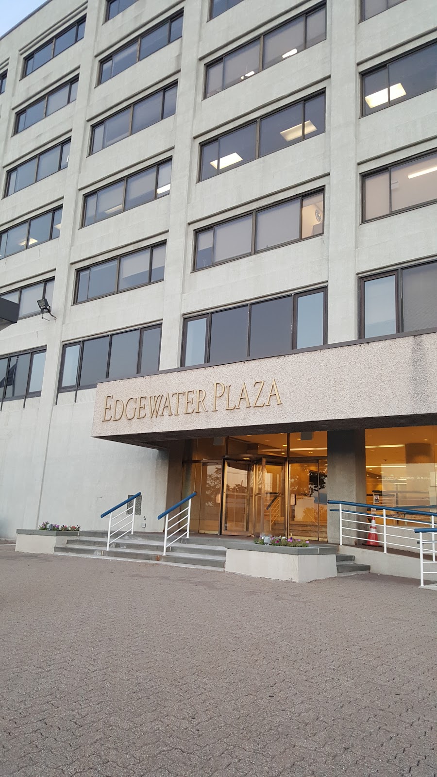 Photo of Edgewater Plaza in Richmond City, New York, United States - 1 Picture of Point of interest, Establishment