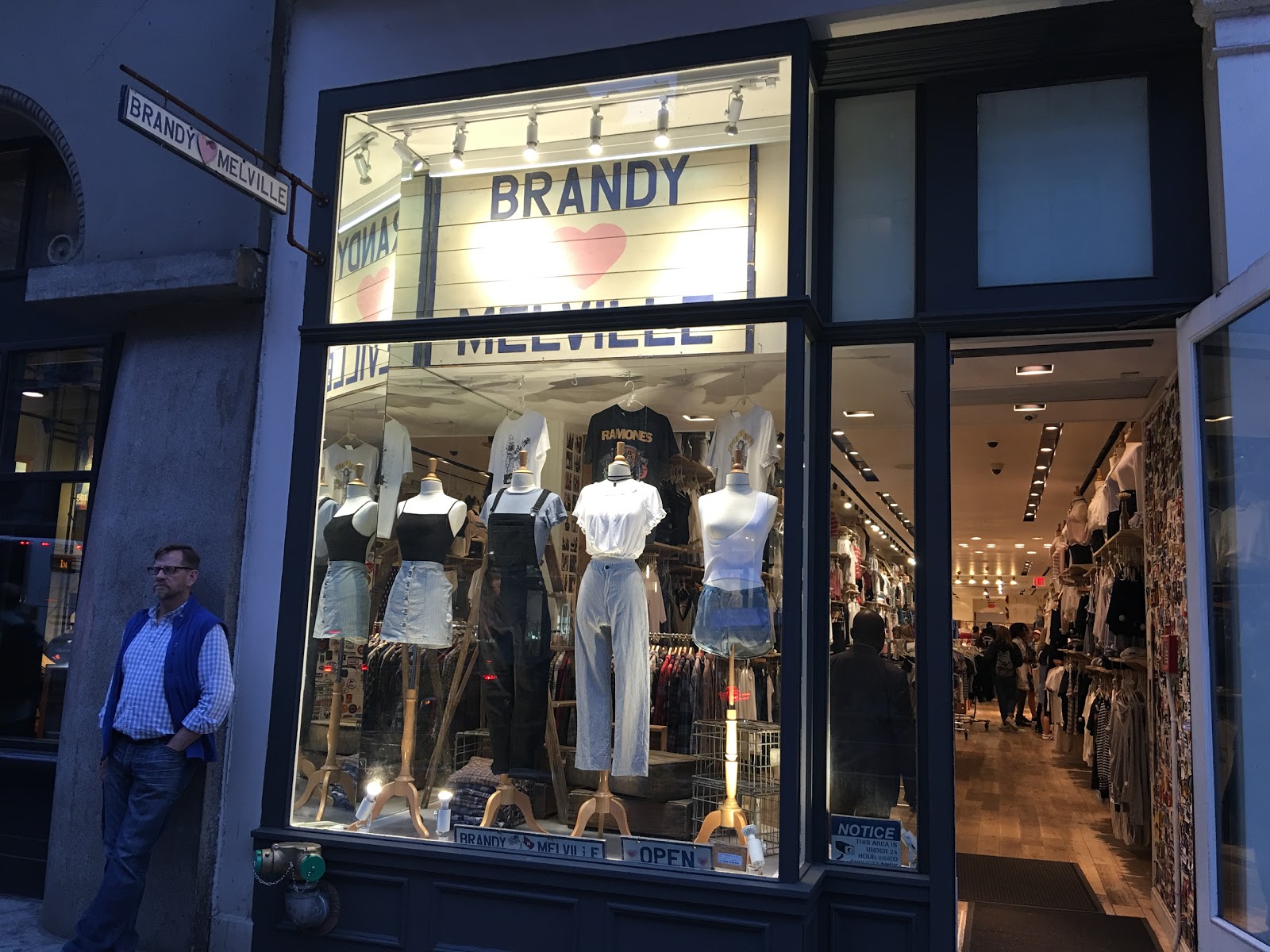 Photo of Brandy Melville in New York City, New York, United States - 4 Picture of Point of interest, Establishment, Store, Clothing store