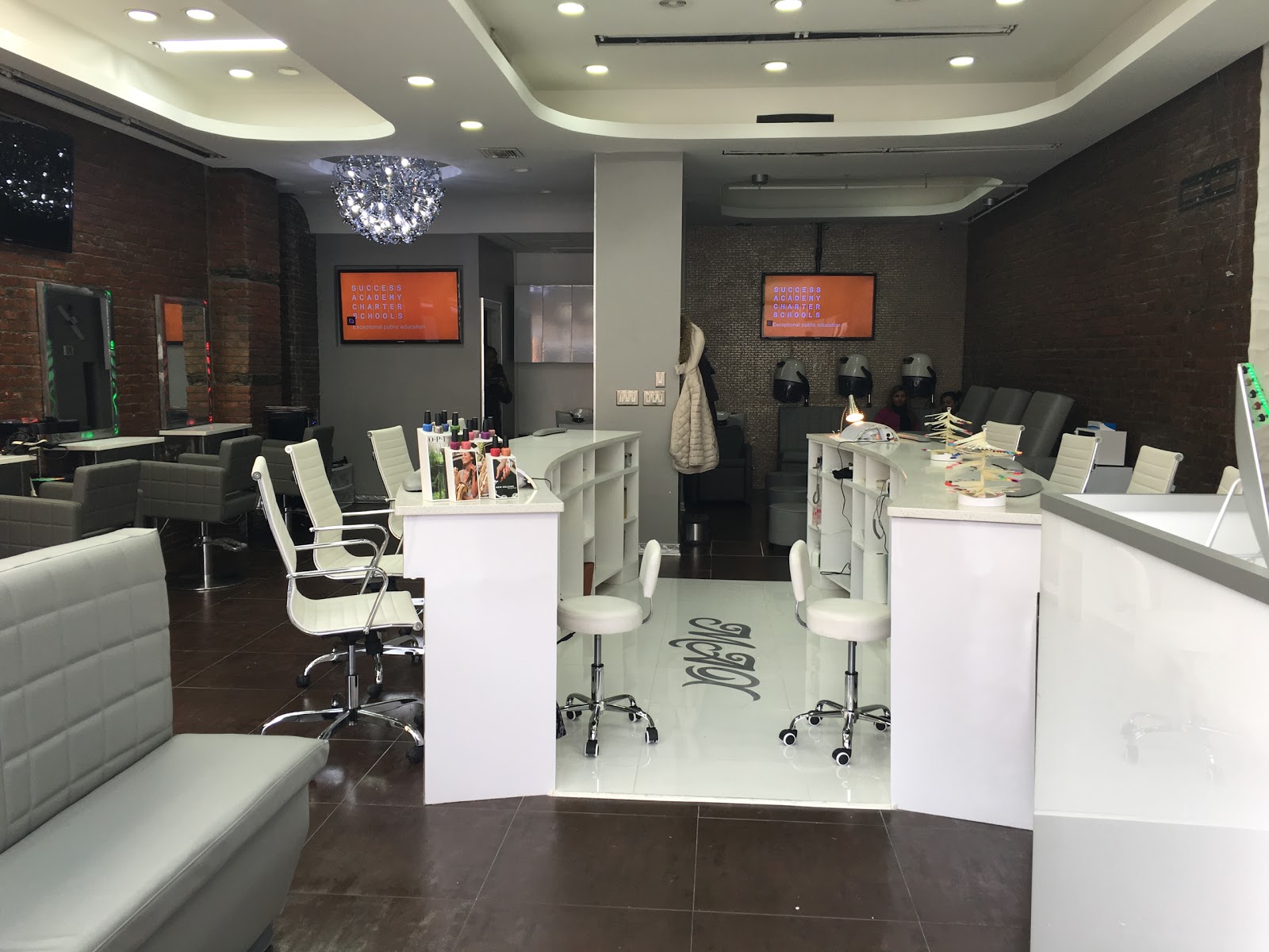 Photo of Max salon in New York City, New York, United States - 2 Picture of Point of interest, Establishment, Beauty salon, Hair care