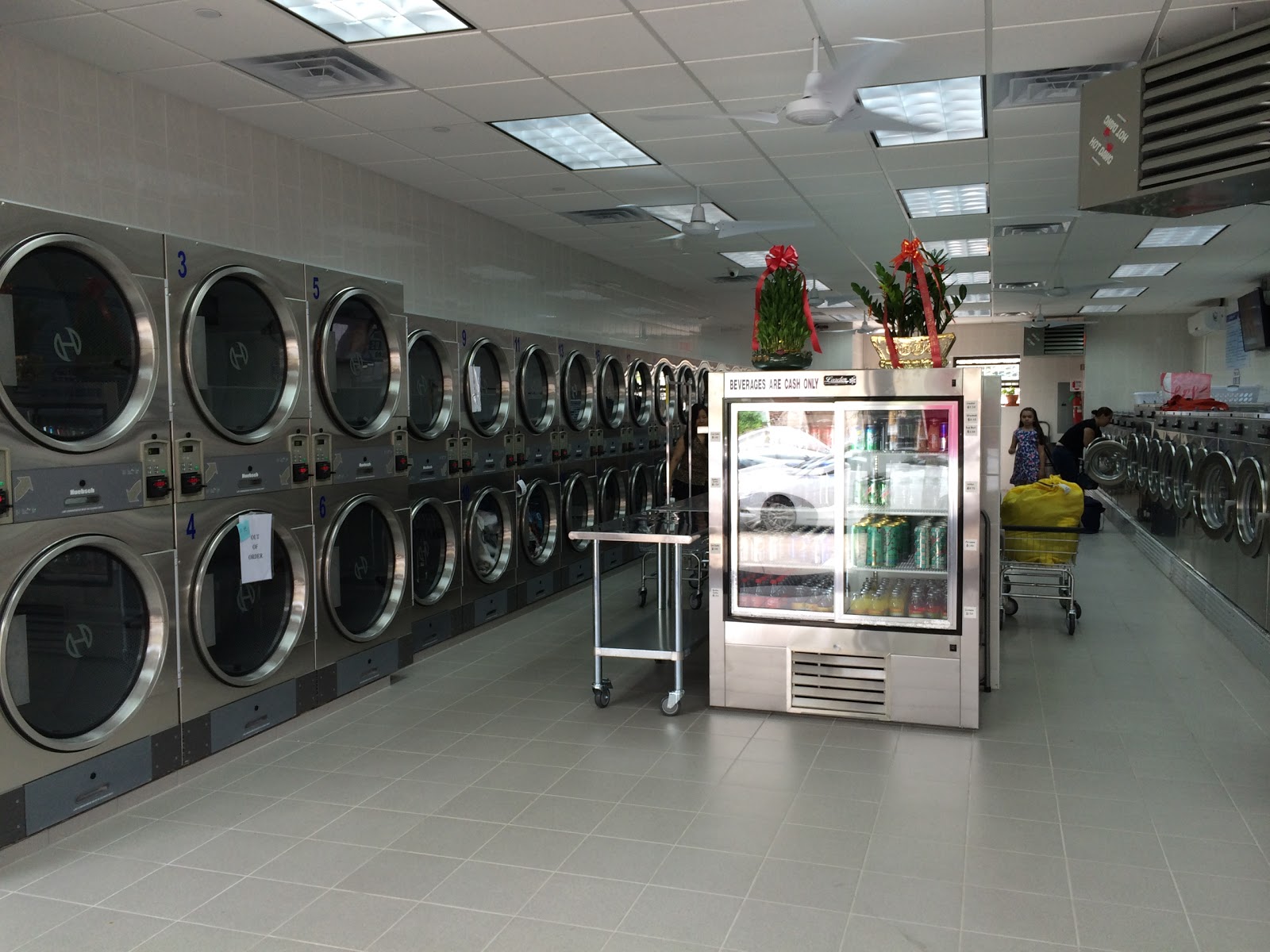 Photo of Fullagar Laundromat in Glendale City, New York, United States - 2 Picture of Point of interest, Establishment, Laundry