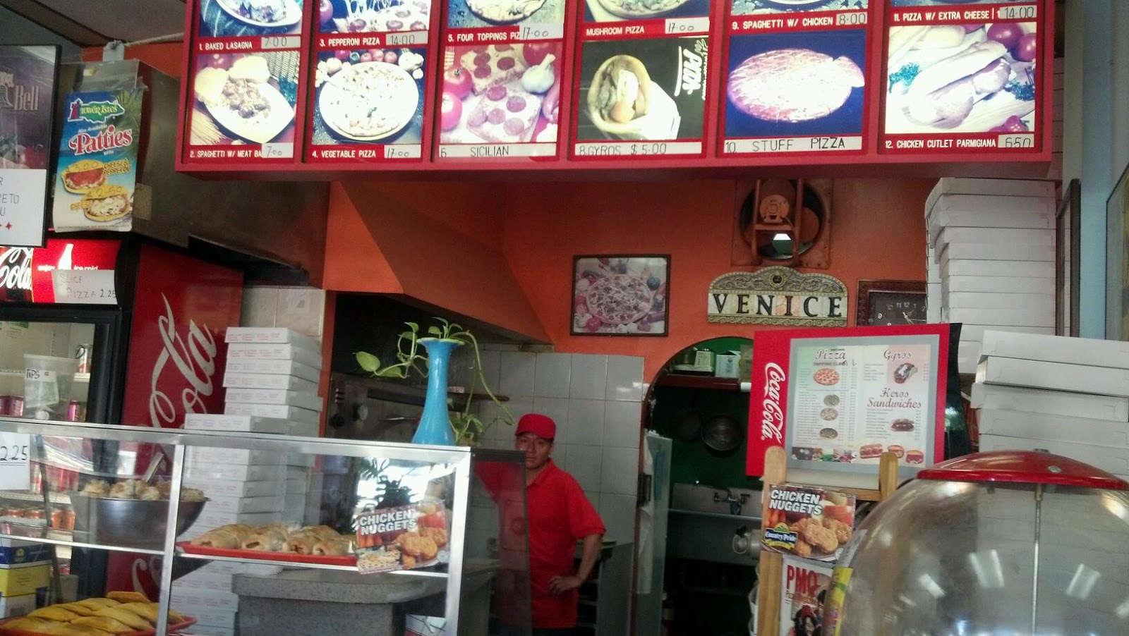 Photo of Venice Pizza in Flushing City, New York, United States - 3 Picture of Restaurant, Food, Point of interest, Establishment