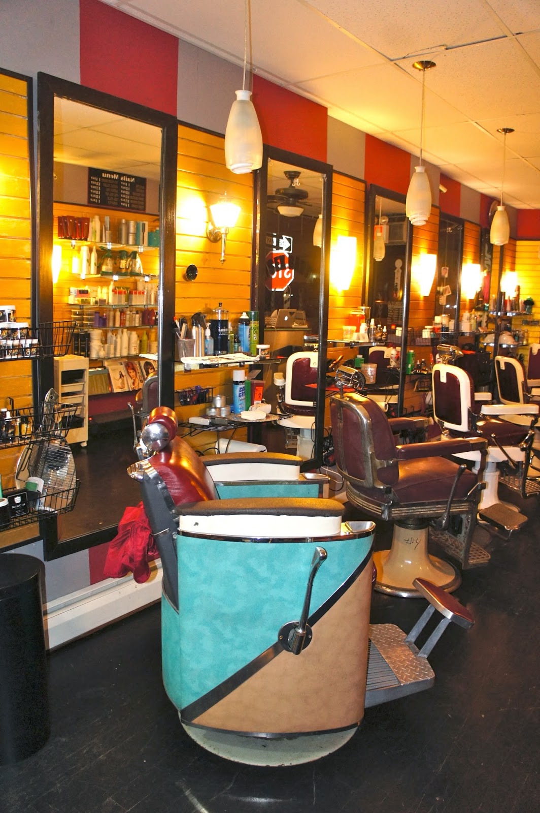 Photo of DJ'S UNISEX BARBER SHOP in Astoria City, New York, United States - 10 Picture of Point of interest, Establishment, Health, Beauty salon, Hair care