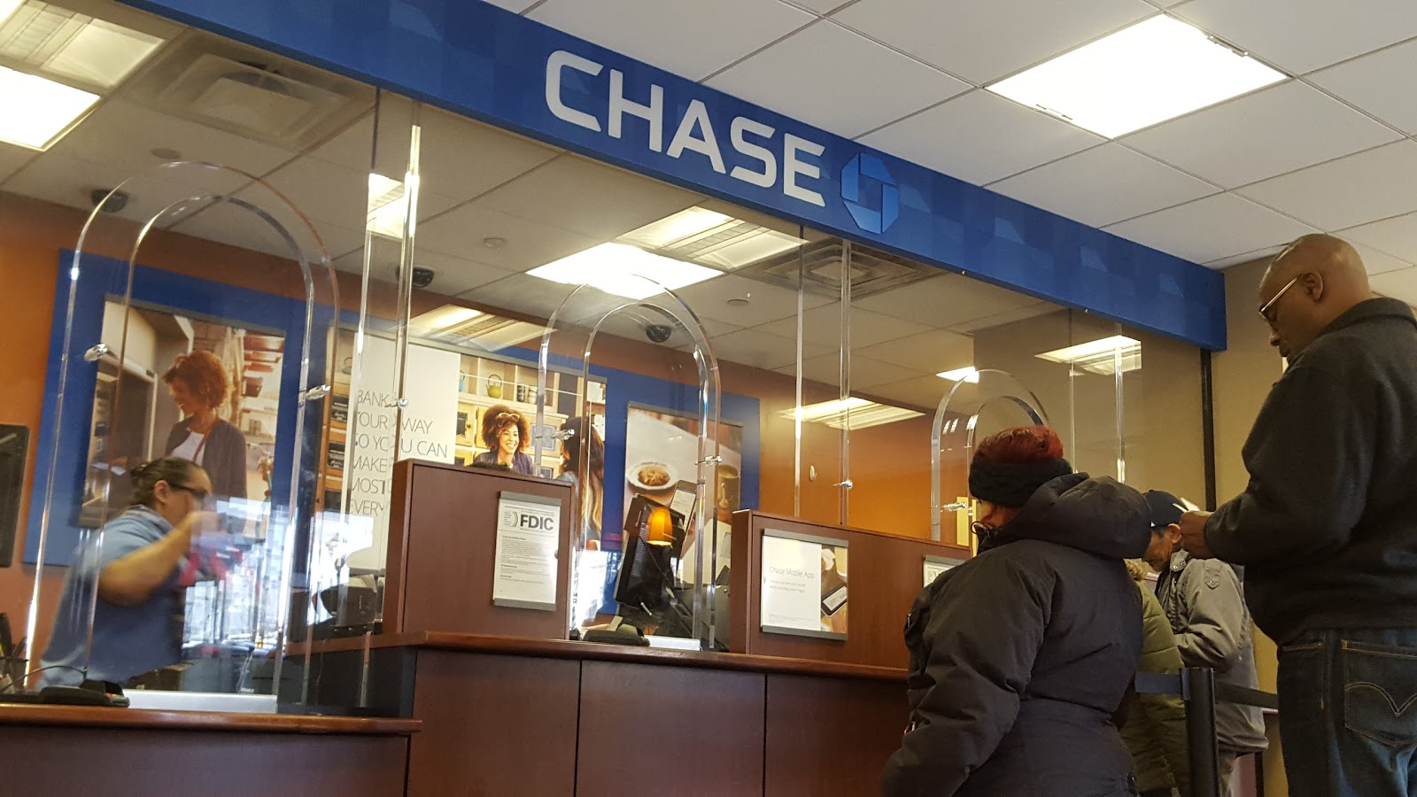 Photo of Chase Bank in Newark City, New Jersey, United States - 1 Picture of Point of interest, Establishment, Finance, Atm, Bank