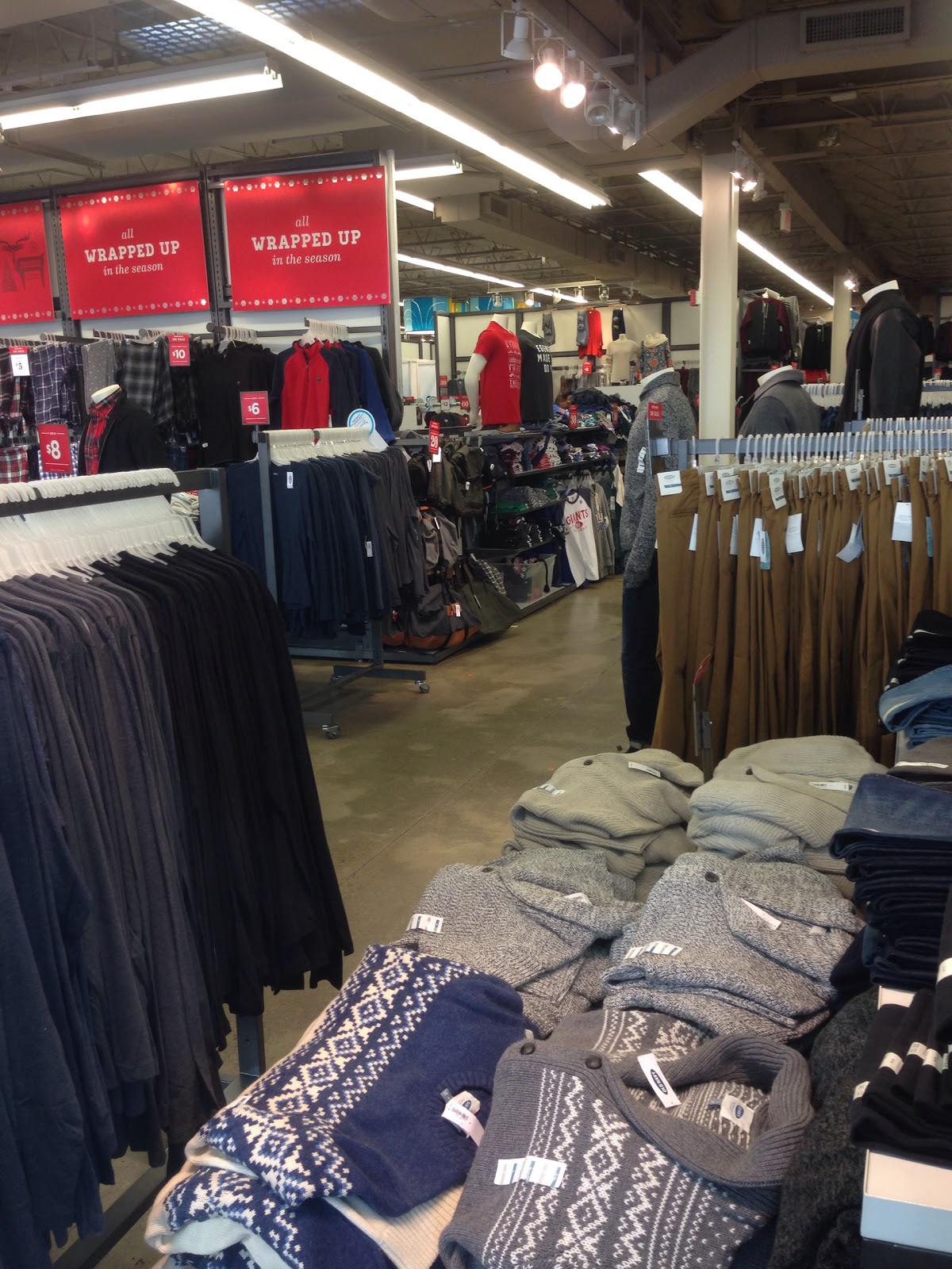 Photo of Old Navy in Hudson City, New Jersey, United States - 3 Picture of Point of interest, Establishment, Store, Clothing store