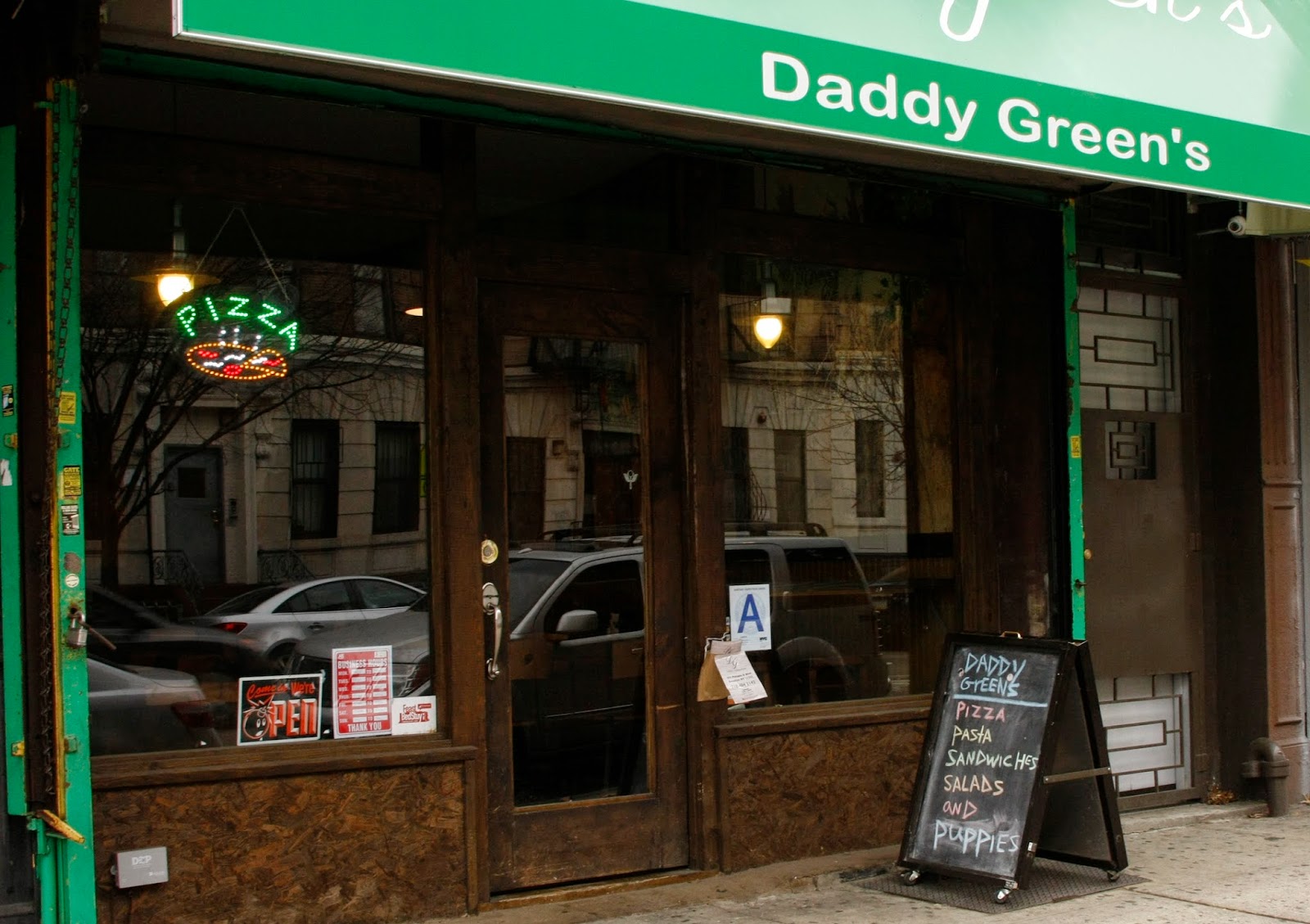 Photo of Daddy Greens Pizza in Brooklyn City, New York, United States - 3 Picture of Restaurant, Food, Point of interest, Establishment, Store, Cafe