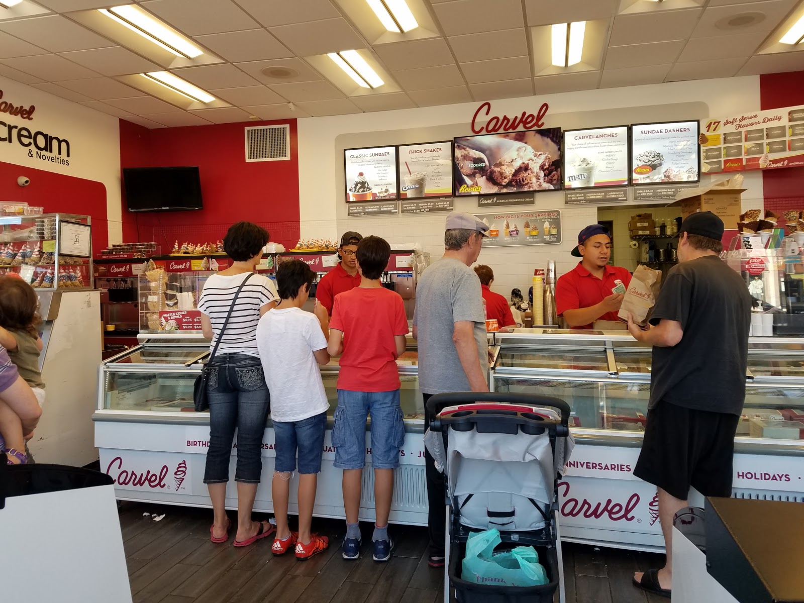 Photo of Carvel Ice Cream in Kings County City, New York, United States - 2 Picture of Food, Point of interest, Establishment, Store, Bakery