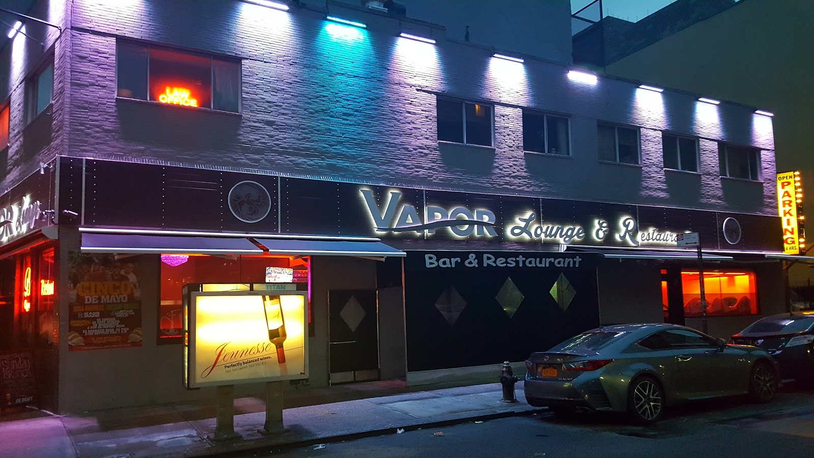 Photo of Vapor Lounge & Restaurant in New York City, New York, United States - 6 Picture of Restaurant, Food, Point of interest, Establishment