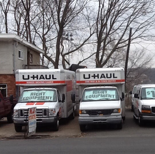 Photo of U-Haul Neighborhood Dealer in Paterson City, New Jersey, United States - 1 Picture of Point of interest, Establishment