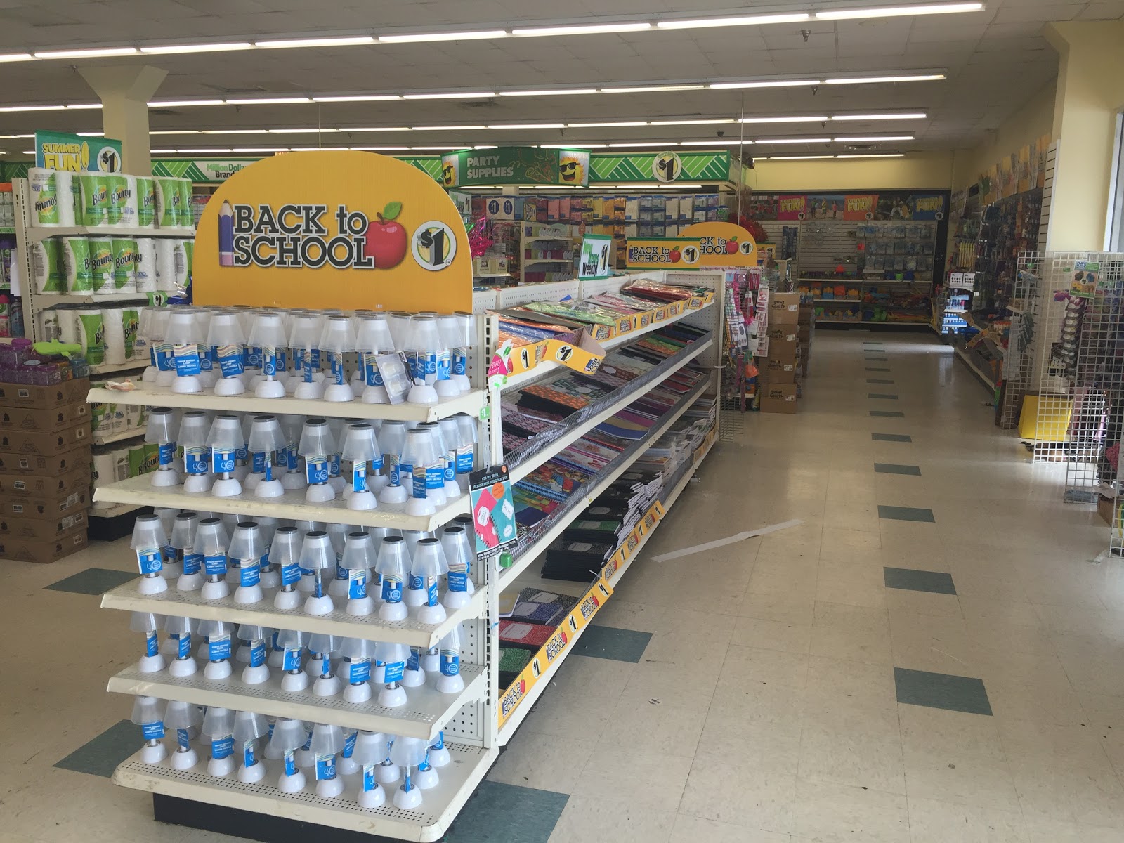 Photo of Dollar Tree in Queens City, New York, United States - 5 Picture of Food, Point of interest, Establishment, Store, Home goods store