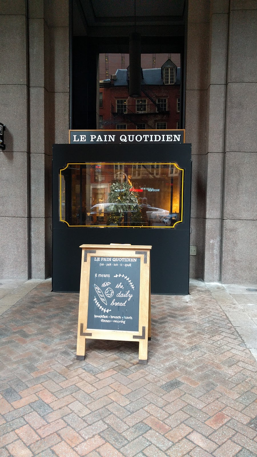 Photo of Le Pain Quotidien Broad Street in New York City, New York, United States - 6 Picture of Restaurant, Food, Point of interest, Establishment, Store, Meal takeaway, Cafe, Bakery
