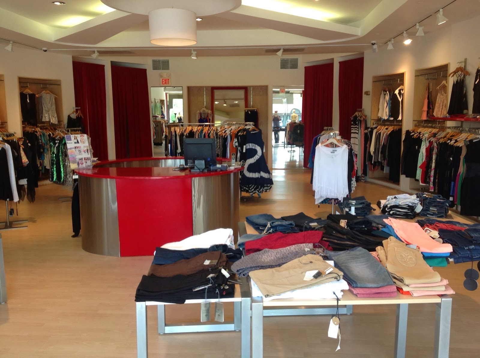 Photo of Redboutiques.com in Great Neck City, New York, United States - 1 Picture of Point of interest, Establishment, Store, Clothing store