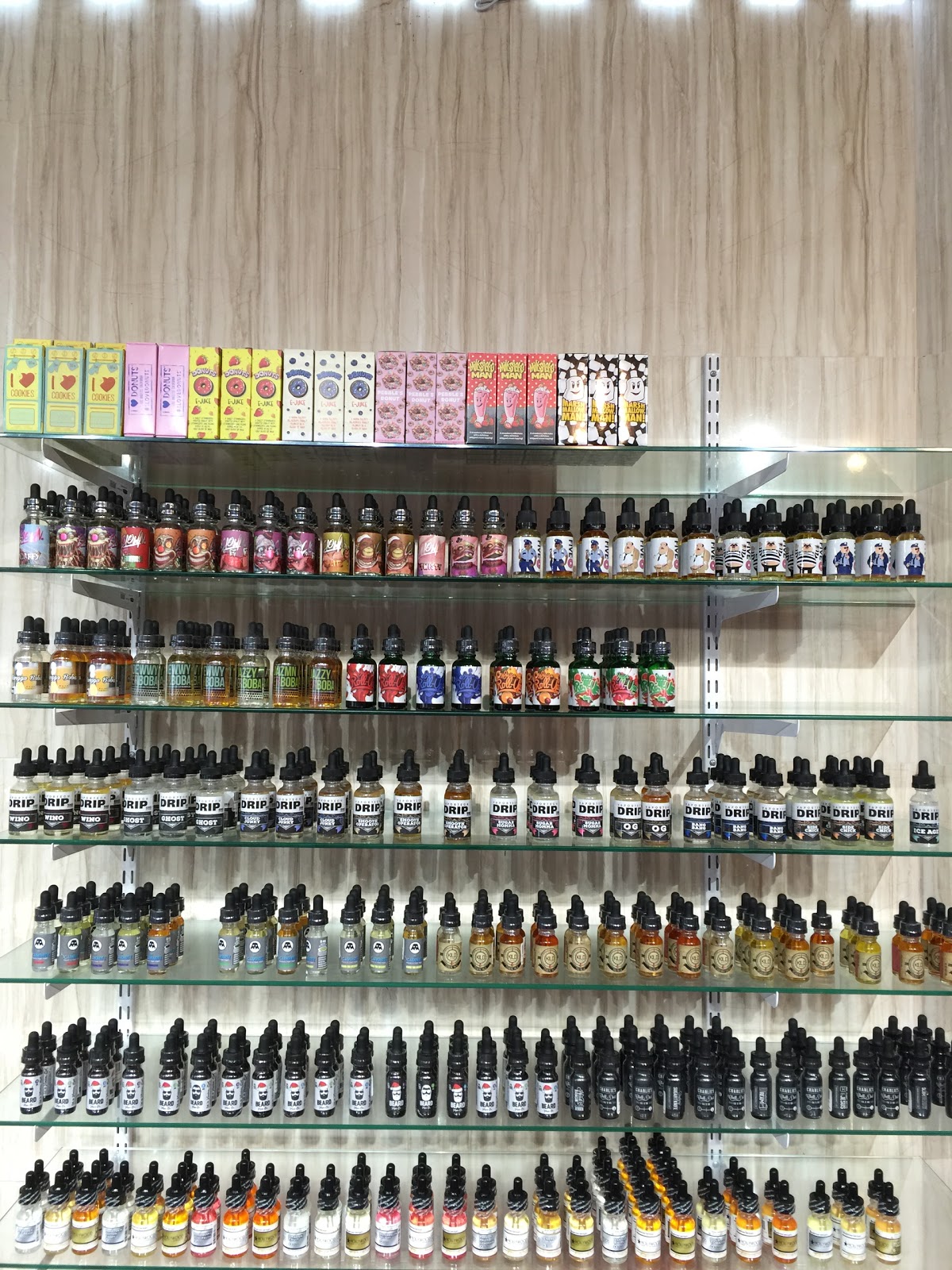 Photo of VIP Vape Shop in Maspeth City, New York, United States - 3 Picture of Point of interest, Establishment, Store